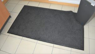 1 x Large Rubber Backed Reception Doormat Ref FF000 D - CL544 - Location: Leeds, LS14