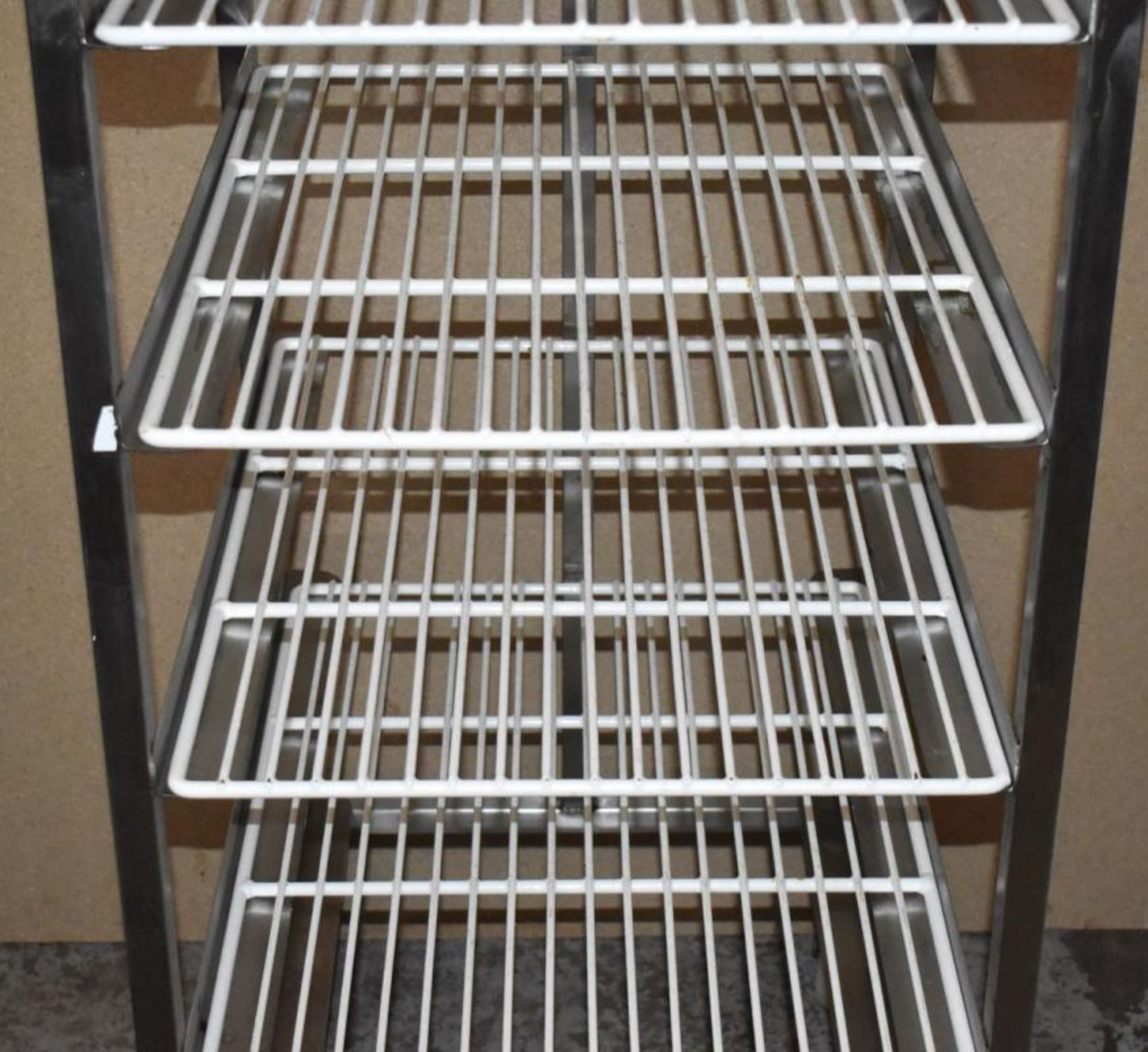 1 x Stainless Steel 8 Tier Mobile Shelf Unit For Commercial Kitchens With White Coated Wire Shelves - Image 7 of 11