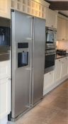 1 x Amana Side by Side American Fridge Freezer With Water / Ice Dispenser - Stainless Steel Finish -