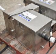 1 x Grease Guardian Automatic Grease Removal Unit - Features A Digital Panel And Stainless Steel Fin