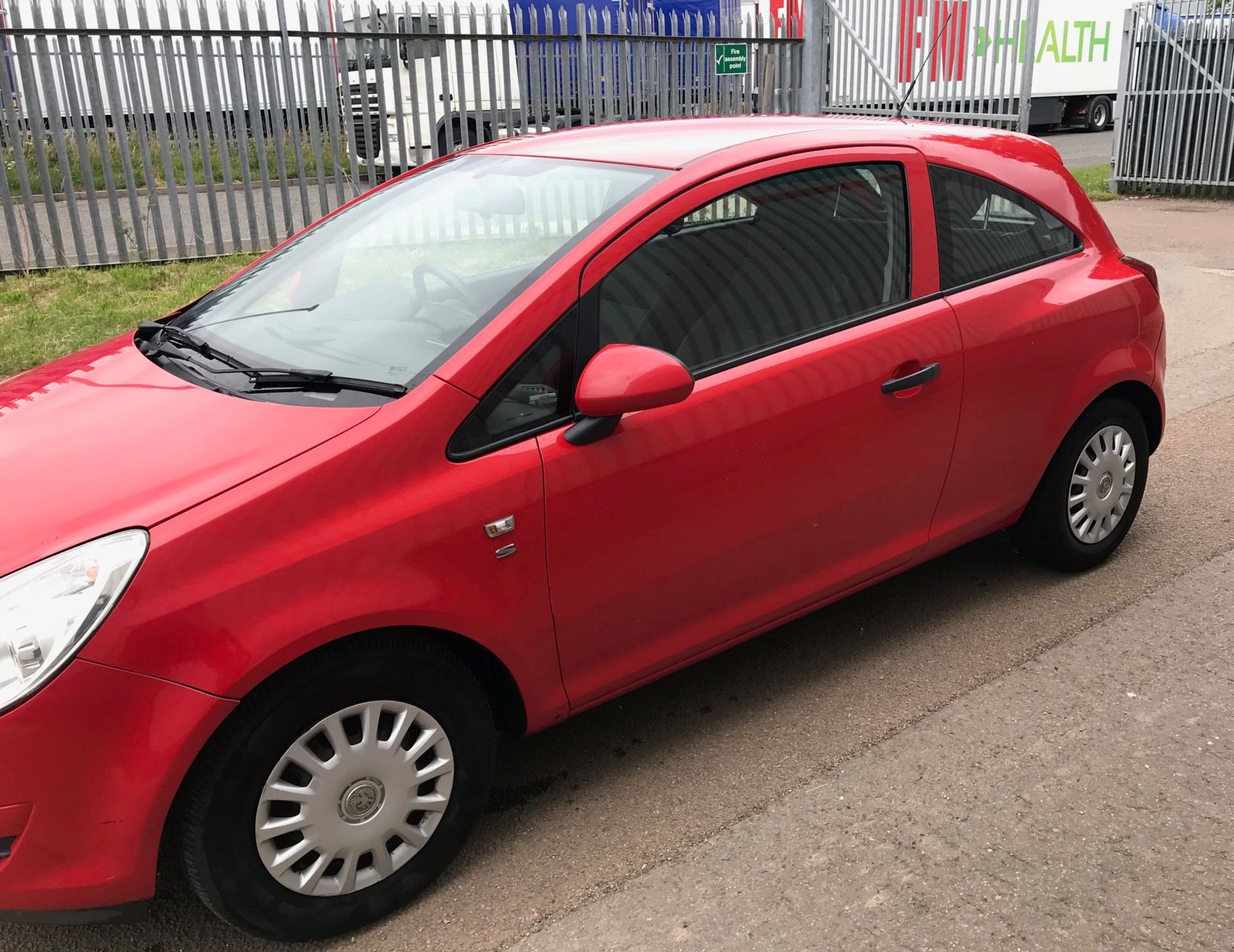 2010 Vauxhall Corsa 1.0 S Ecoflex 3 Dr Hatchback - CL505 - NO VAT ON THE HAMMER - Location: Corby, - Image 14 of 15