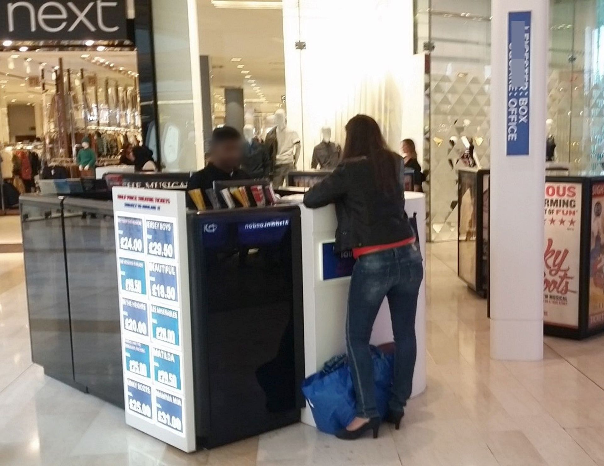 3 x Advertising Display Cubes - Recently Removed From A London Shopping Mall - CL - Image 4 of 4