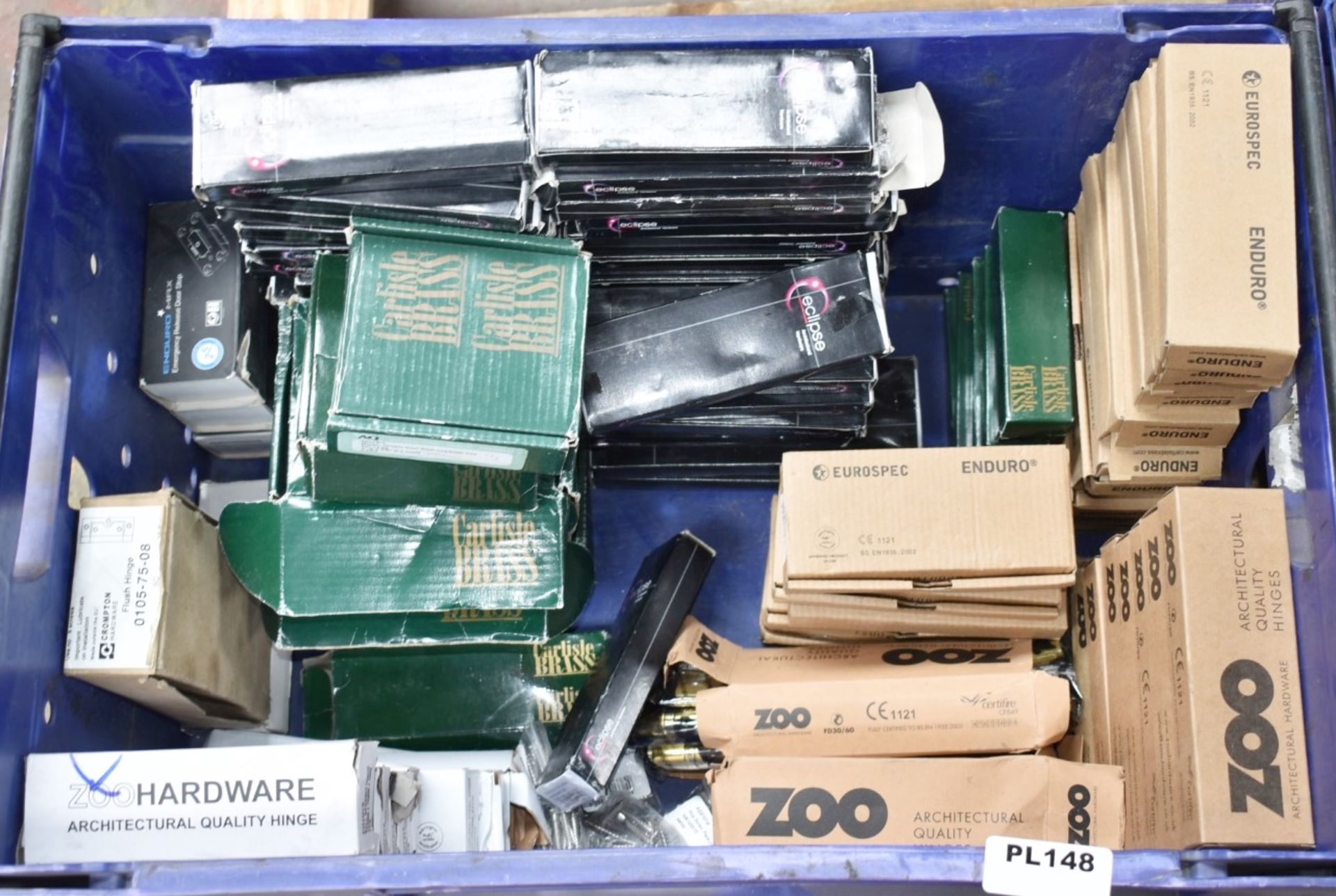 Approximately 90 x Assorted Boxes of Hinges - Brands Include Carlisle Brass, Zoo, Enduro and Eclipse - Image 9 of 19