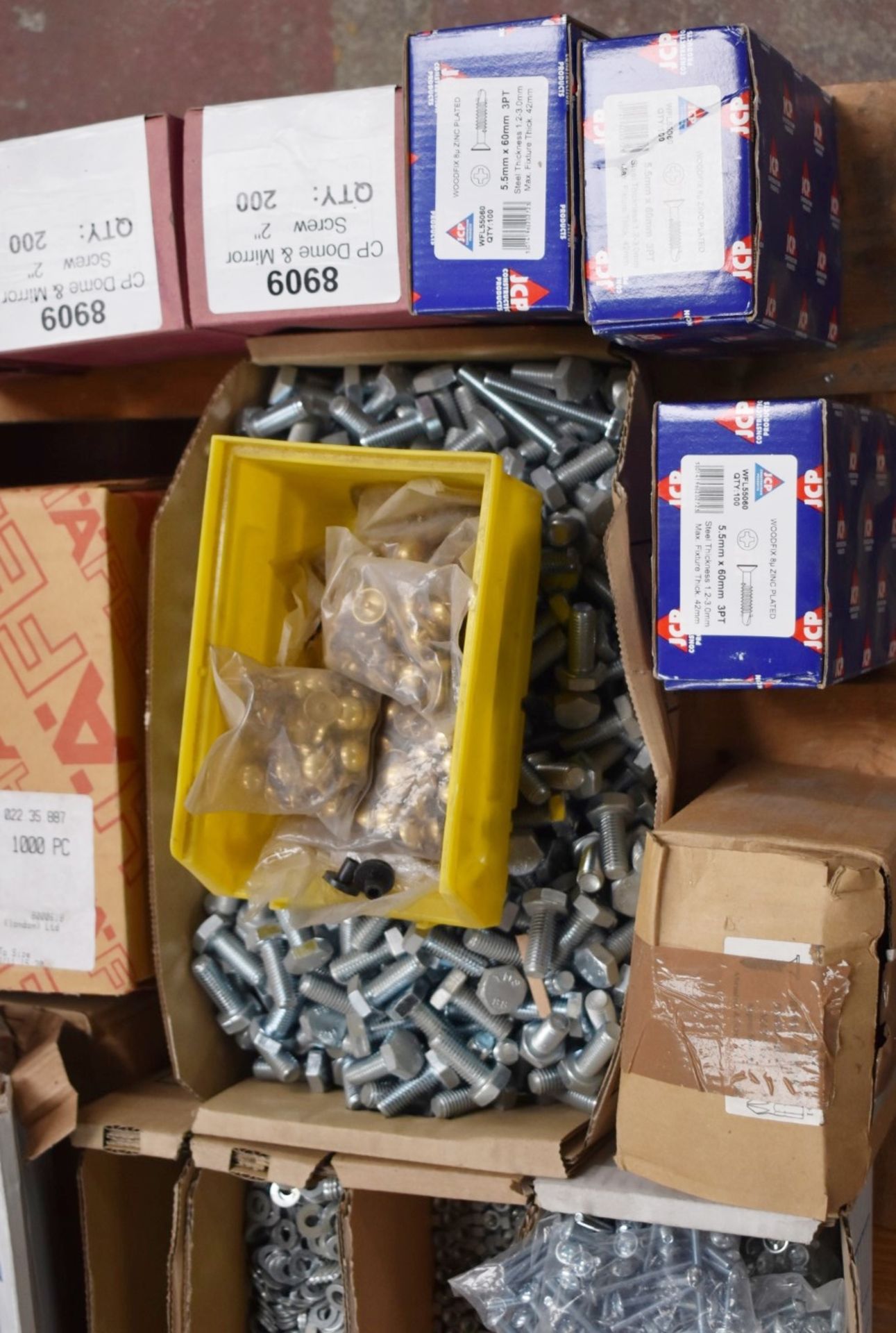 1 x Assorted Ironmongery Pallet Lot - Features Boxes of Screws, Bolts, Washers, Nuts, Dome and - Image 8 of 32