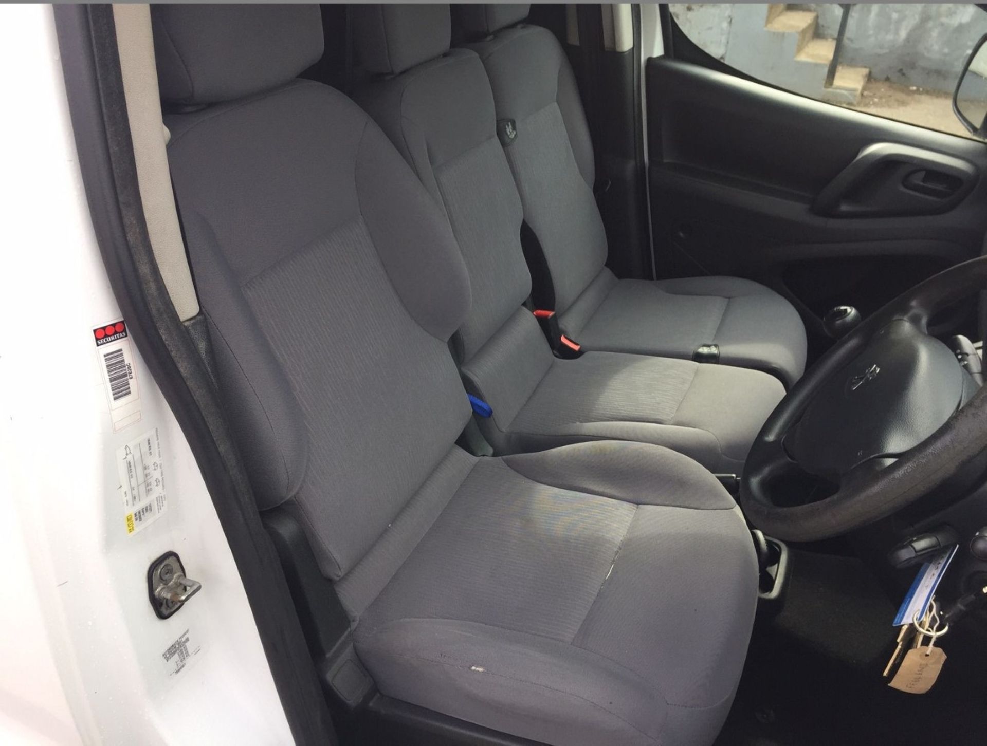 2014 Peugeot Partner 850 1.6 HDI Professional 5Dr Panel Van - Image 9 of 17