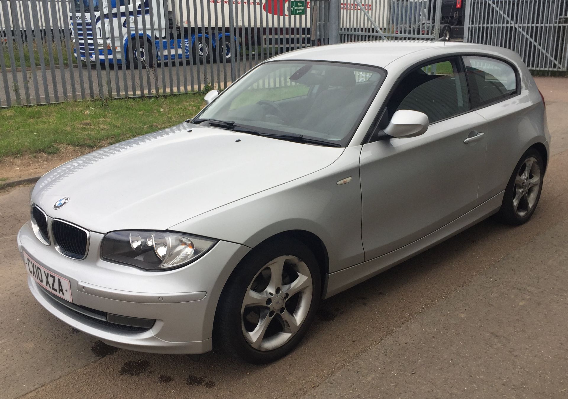 2010 BMW 116i Sport 3 Dr Hatchback - CL505 - NO VAT ON THE HAMMER - Location: Corby, N - Image 13 of 14