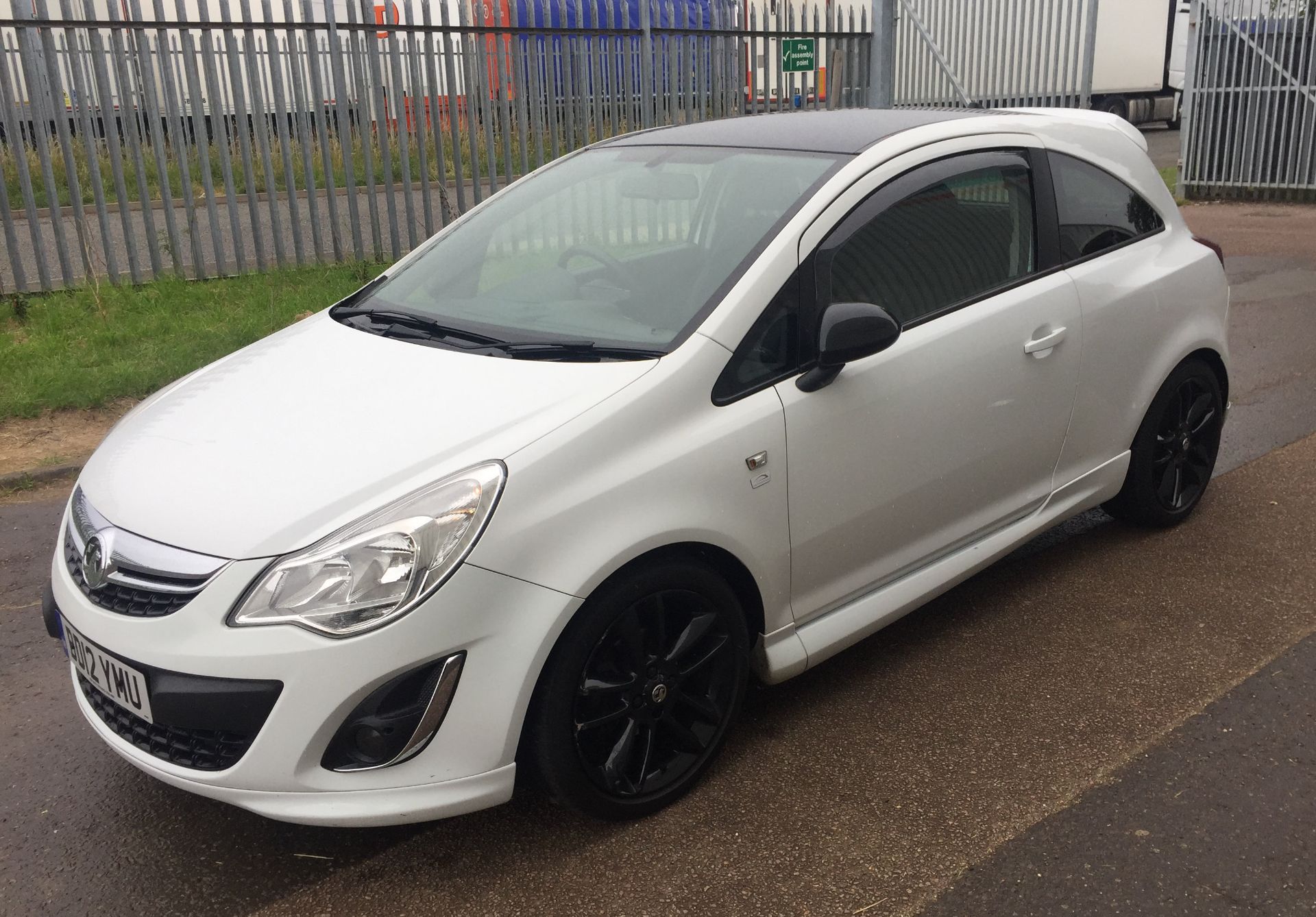 2012 Vauxhall Corsa 1.2 Limited Edition - NO VAT ON THE HAMMER - Location: Corby - Image 2 of 16