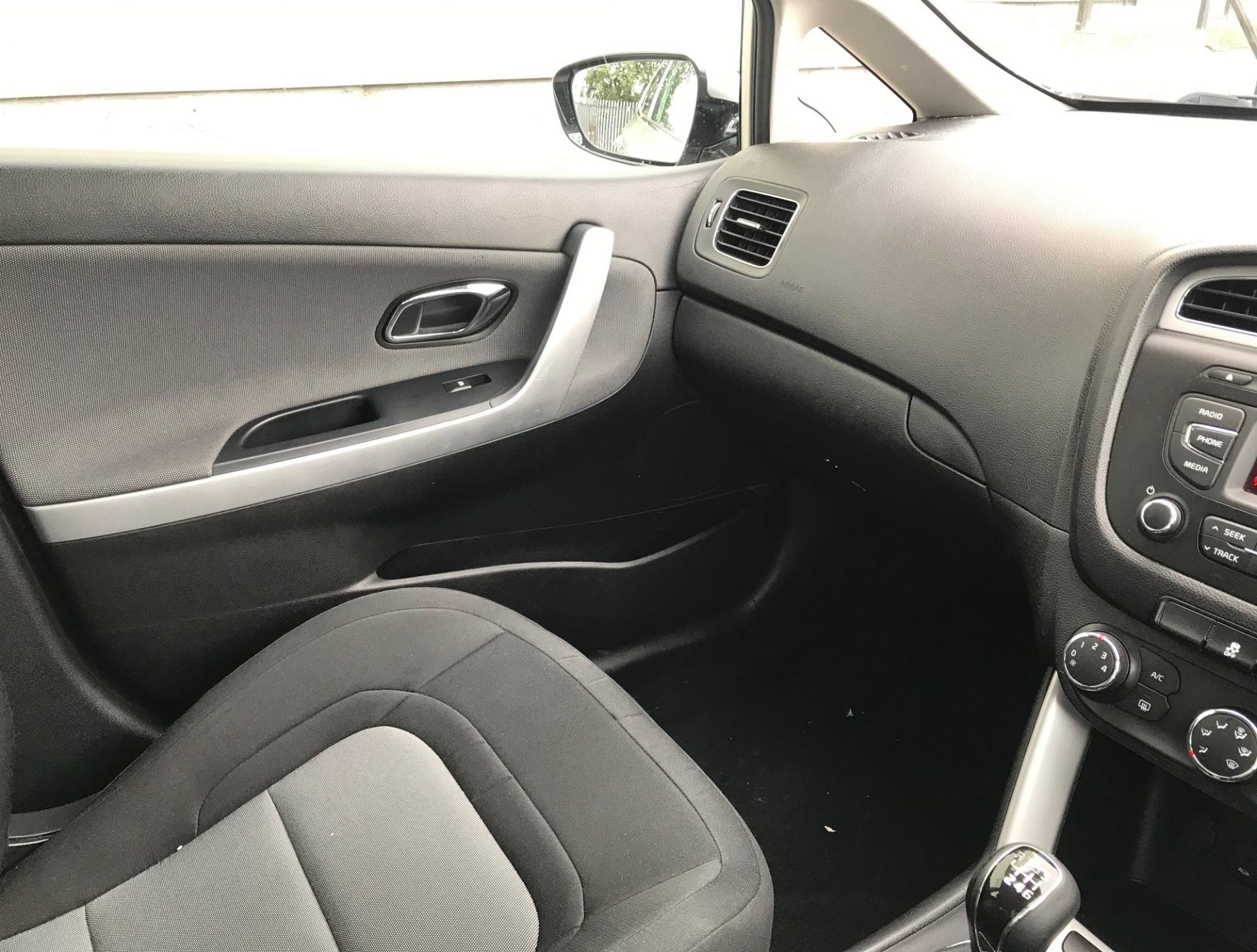 2015 Kia Ceed 2 1.5 CDRi 5 Door Hatchback - CL505 - NO VAT ON THE HAMMER - Location: Corby, Northam - Image 15 of 15