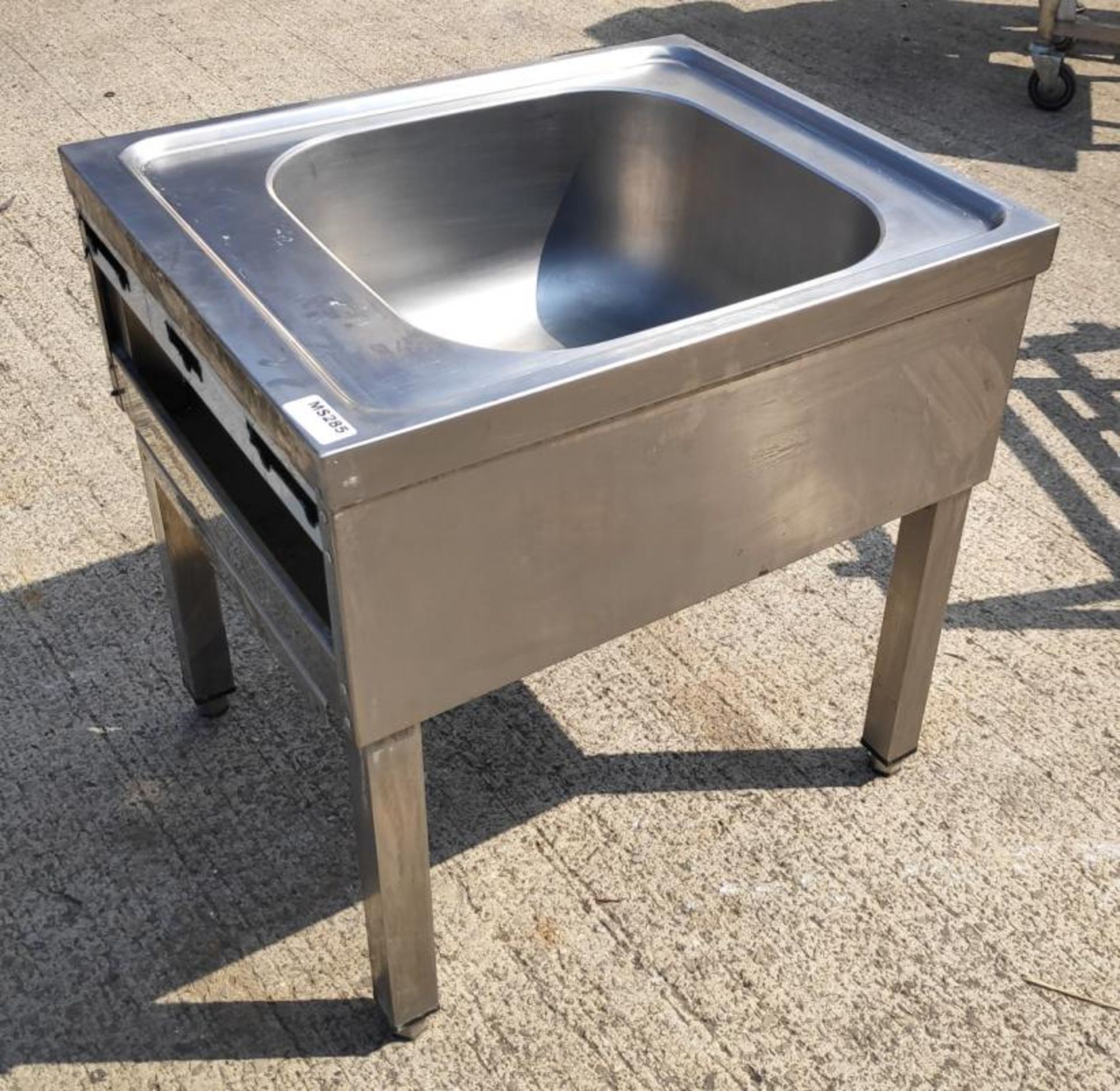 1 x Low Stainless Steel Commercial Kitchen Sink Unit - Dimensions: 50W x 60D x 60H cm - Very Recentl