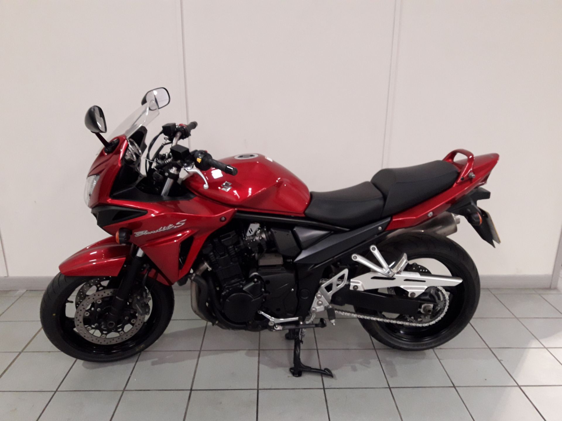 Suzuki Bandit 1250 S in Red - 65 Plate - 16808 Miles - 1 Owner - CLTBC - Location: Altrincham WA14 - Image 5 of 10