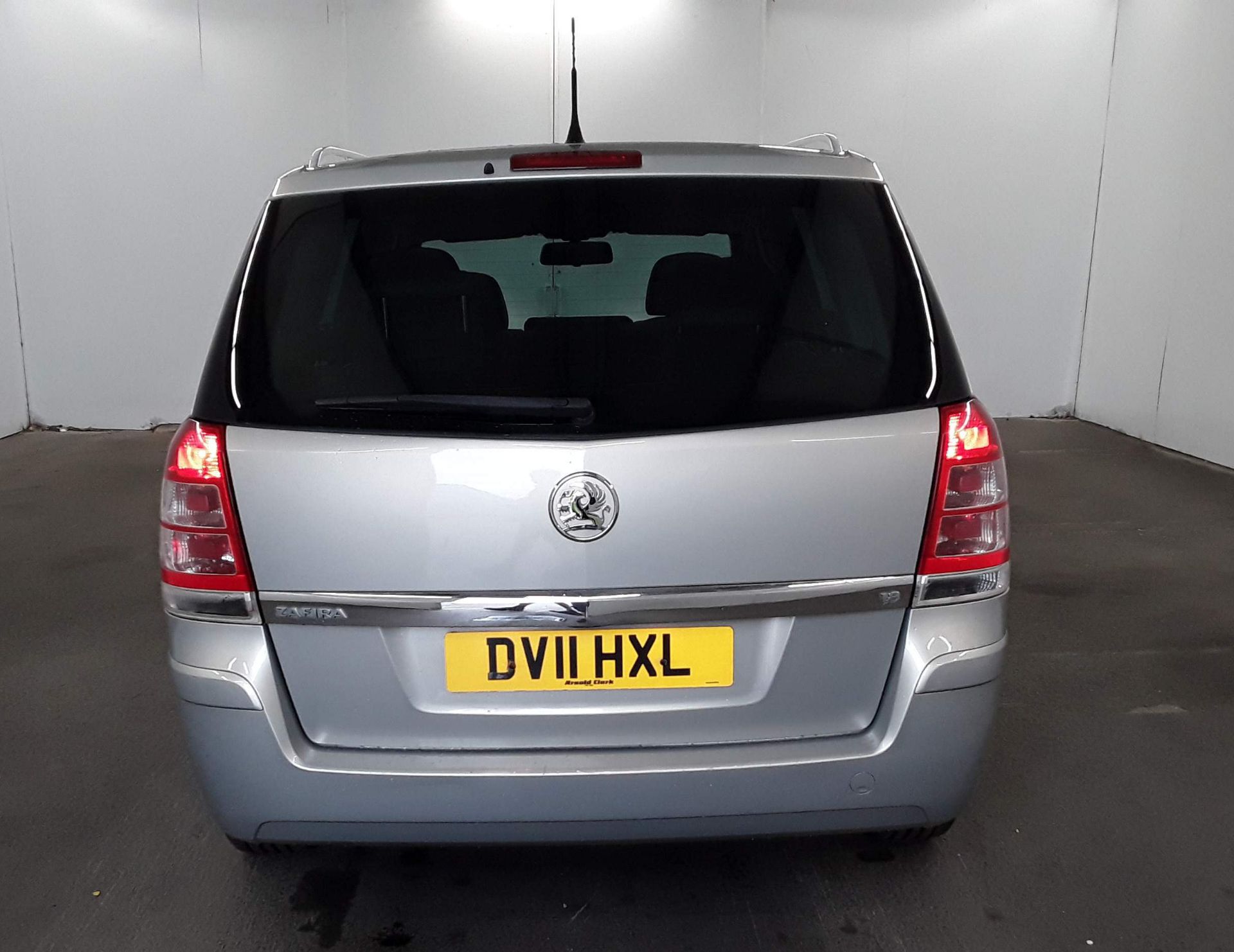 2011 Vauxhall Zafira 1.8 Design 5 Door MPV - CL505 - NO VAT ON THE HAMMER - Location: Corby - Image 12 of 12