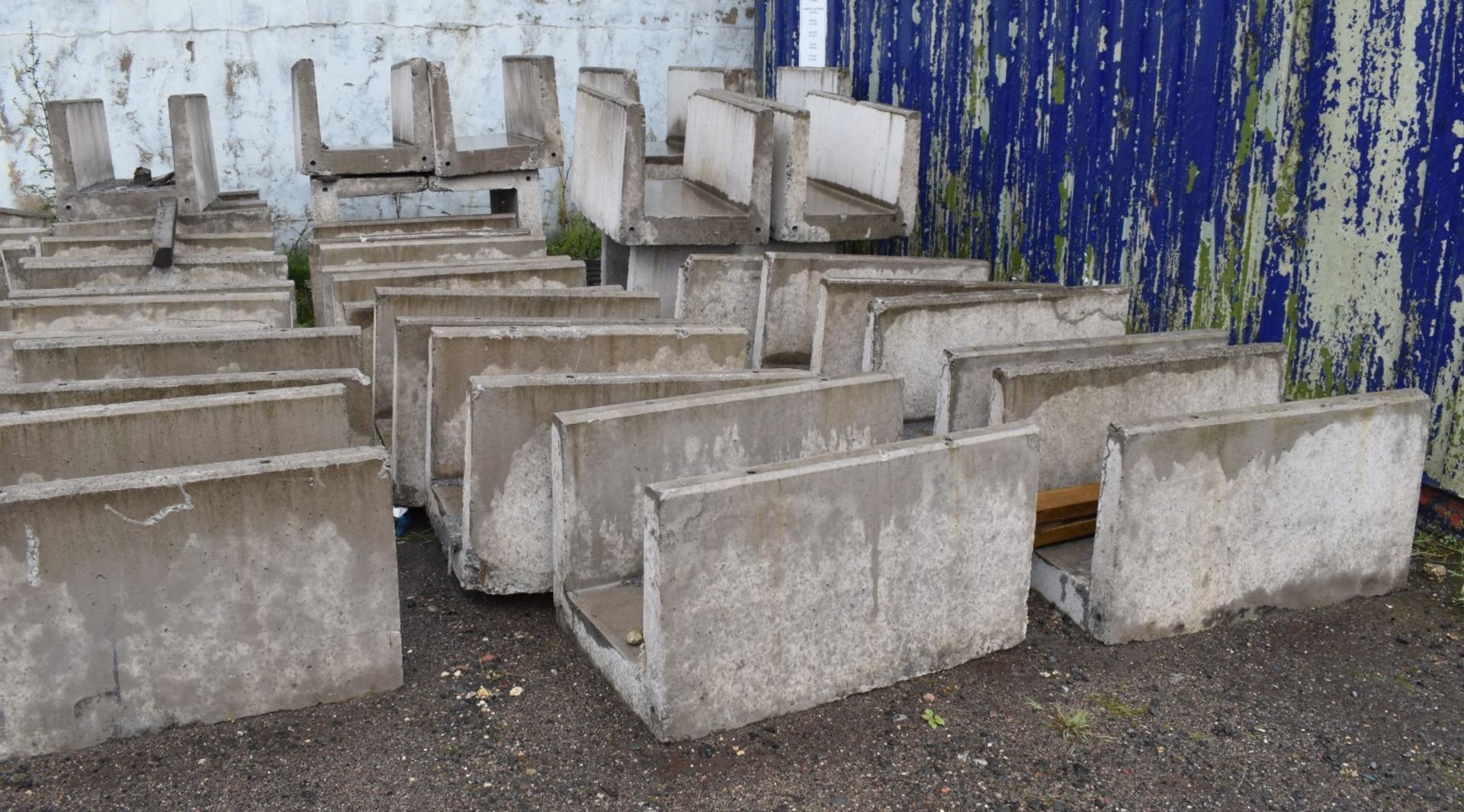 20 x Precast Stone Cable / Pipe Protection Trenches - Size 100x61x88 cms - NO VAT ON THE HAMMER! - Image 2 of 9