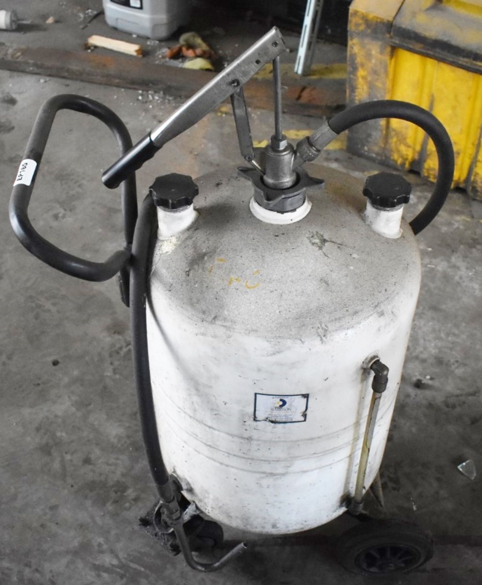 1 x Harrison Oil Dispenser With Pump and Trolley - Ref EP185 - CL451 - Location: Scunthorpe, DN15