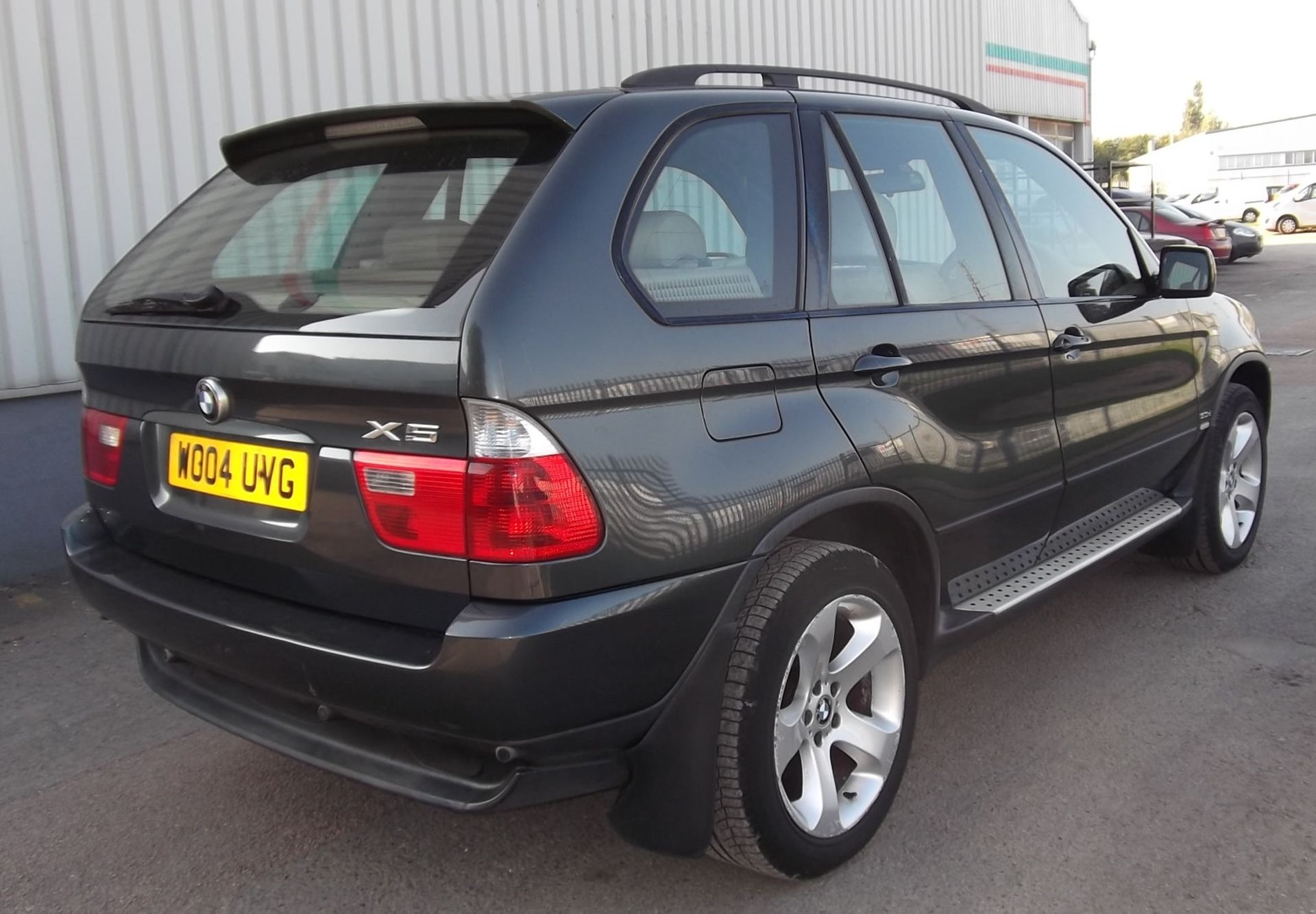 2004 BMW X5 3.0D Sport Auto 5 Door 4x4 - CL505 - NO VAT ON THE HAMMER - Location: Corby, - Image 5 of 17