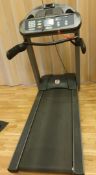 1 x Landice L7 Club Series Commercial Treadmill Running Machine - Approx RRP £6,000 - CL552 -