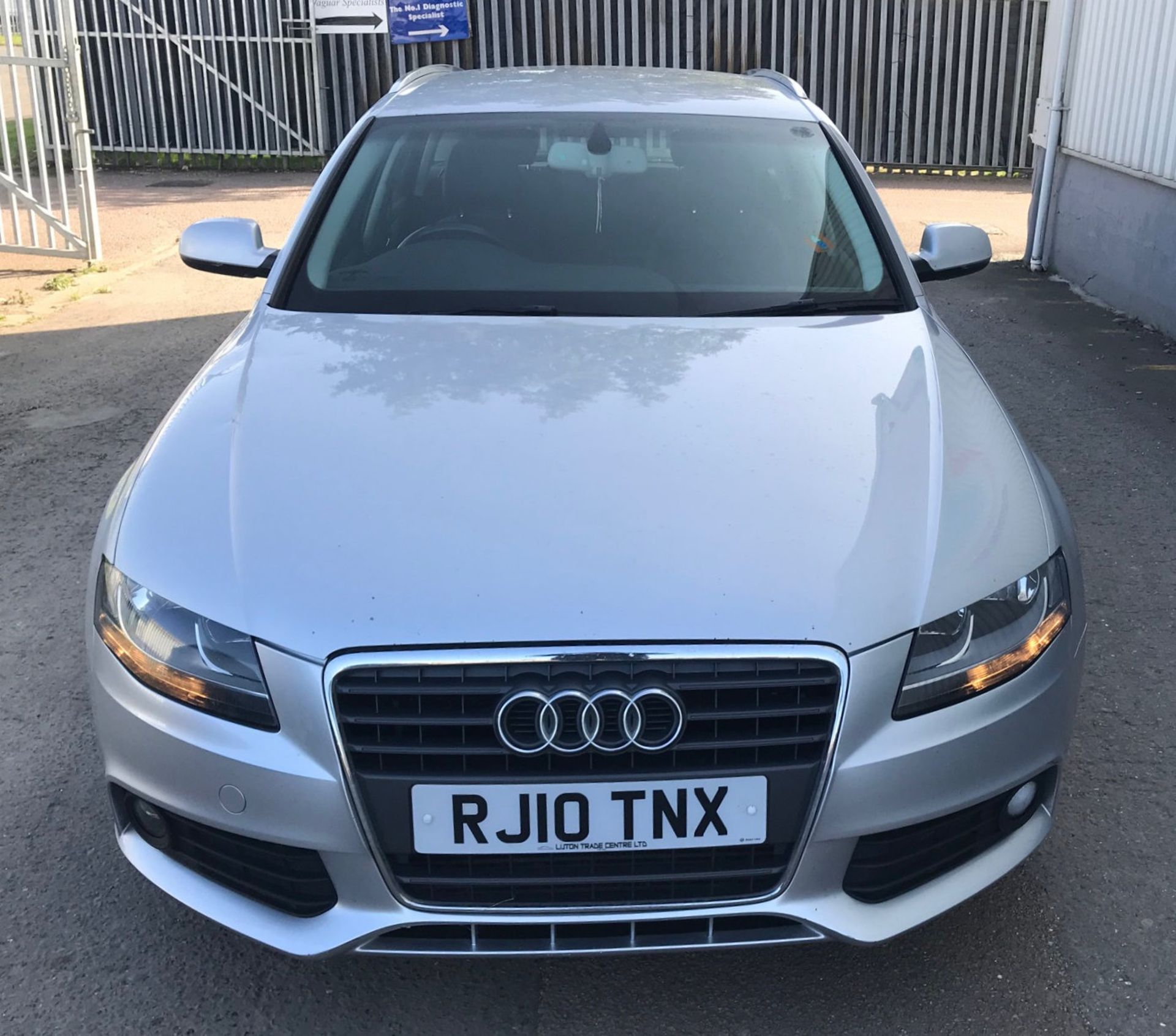 2010 Audi A4 2.0 Tdi SE Avant Automatic 5 Door Estate - CL505 - NO VAT ON THE HAMMER - Location: - Image 6 of 13