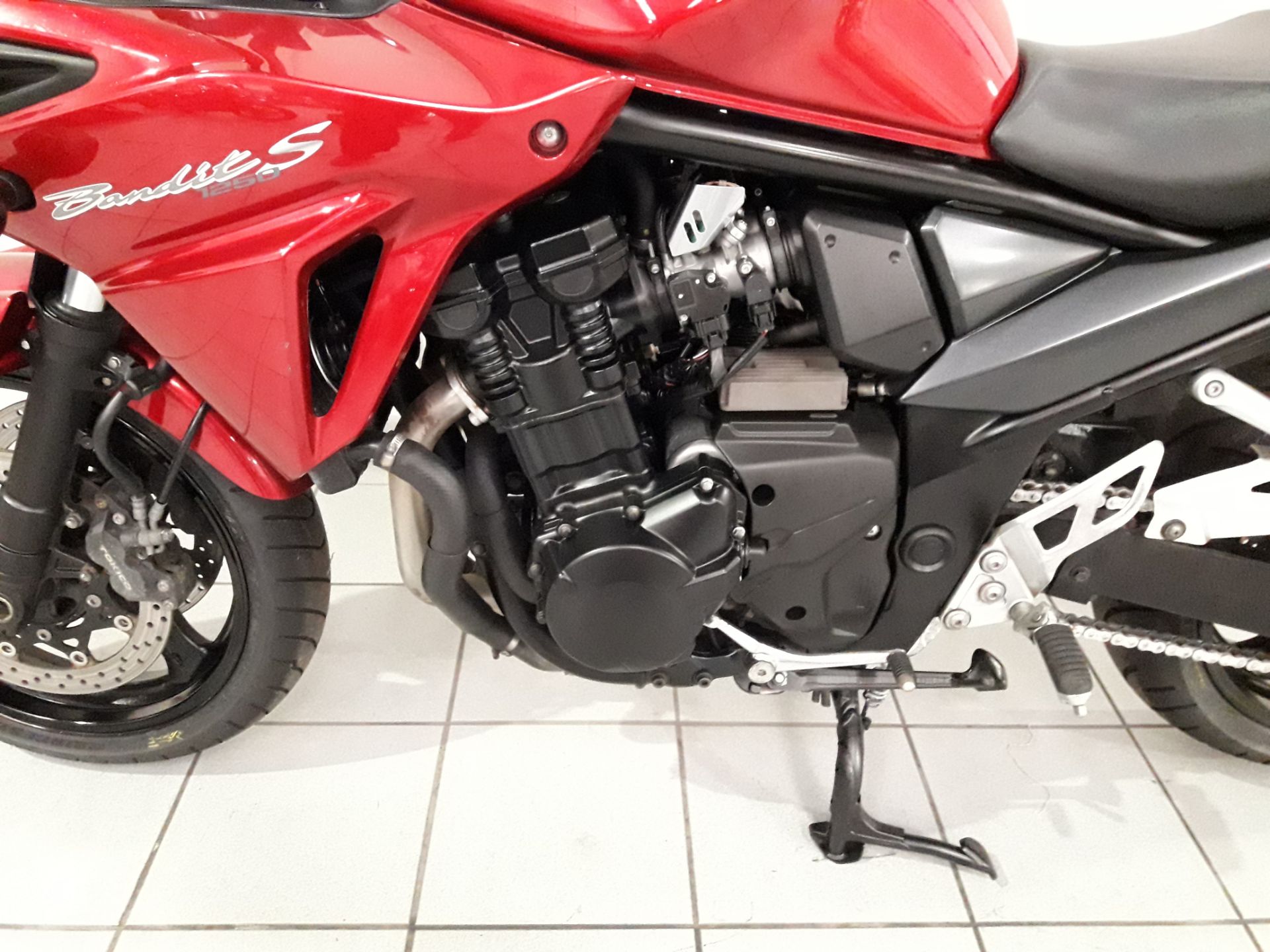 Suzuki Bandit 1250 S in Red - 65 Plate - 16808 Miles - 1 Owner - CLTBC - Location: Altrincham WA14 - Image 10 of 10