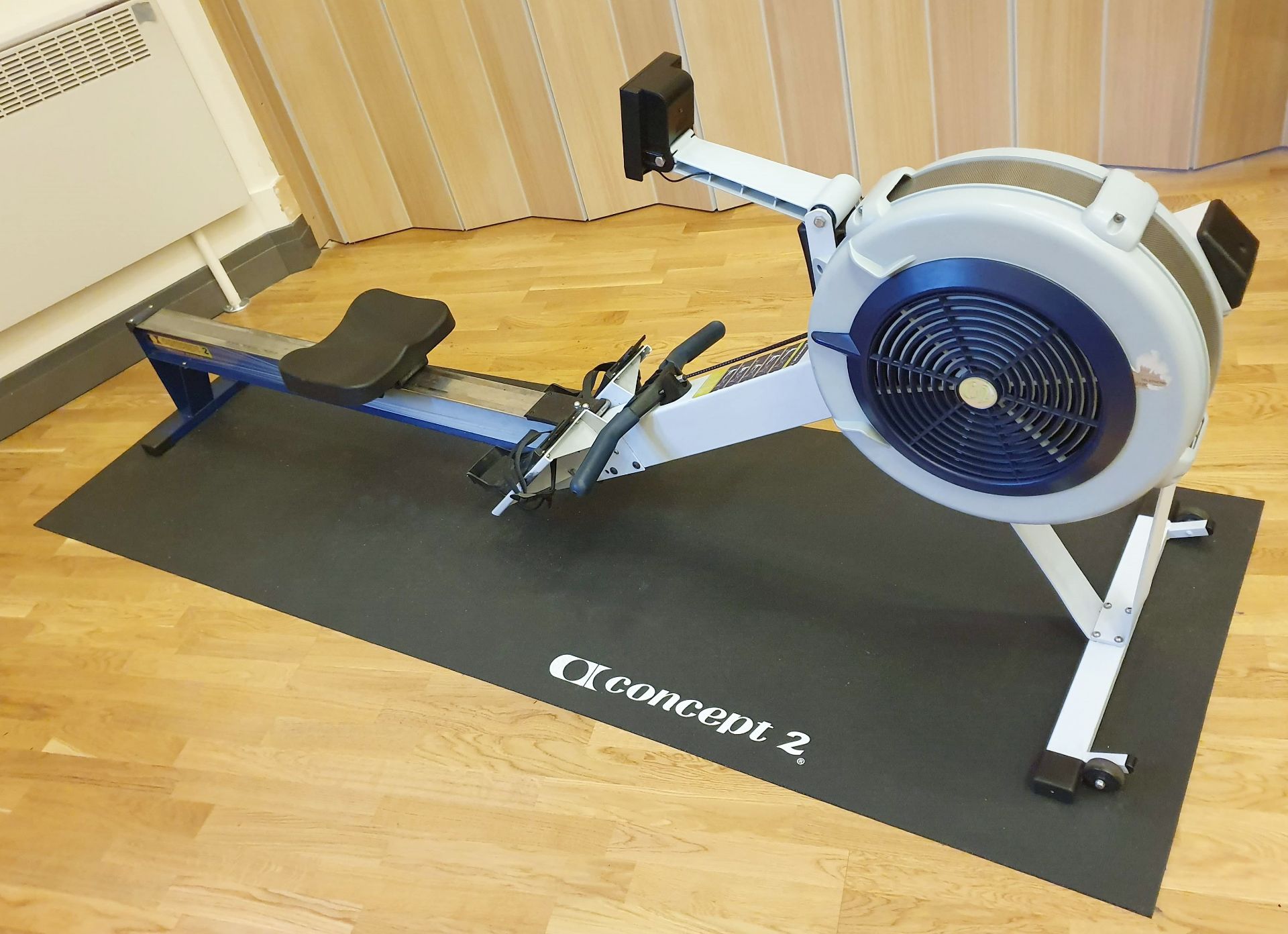 1 x Concept 2 Indoor Rowing Machine With PM3 Performance Monitor and Anti Slip Mat - CL552 -
