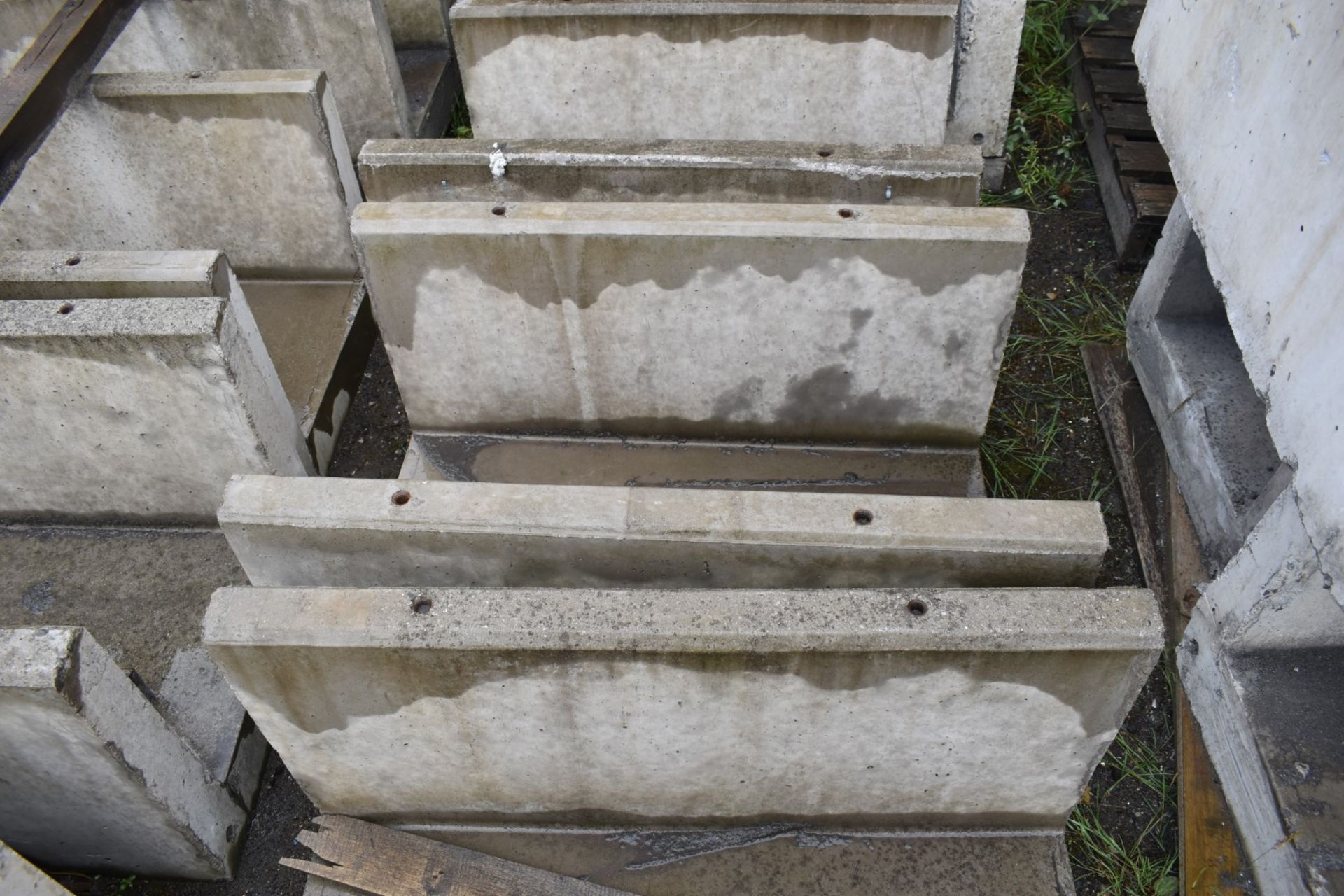 20 x Precast Stone Cable / Pipe Protection Trenches - Size 100x61x88 cms - NO VAT ON THE HAMMER! - Image 8 of 9