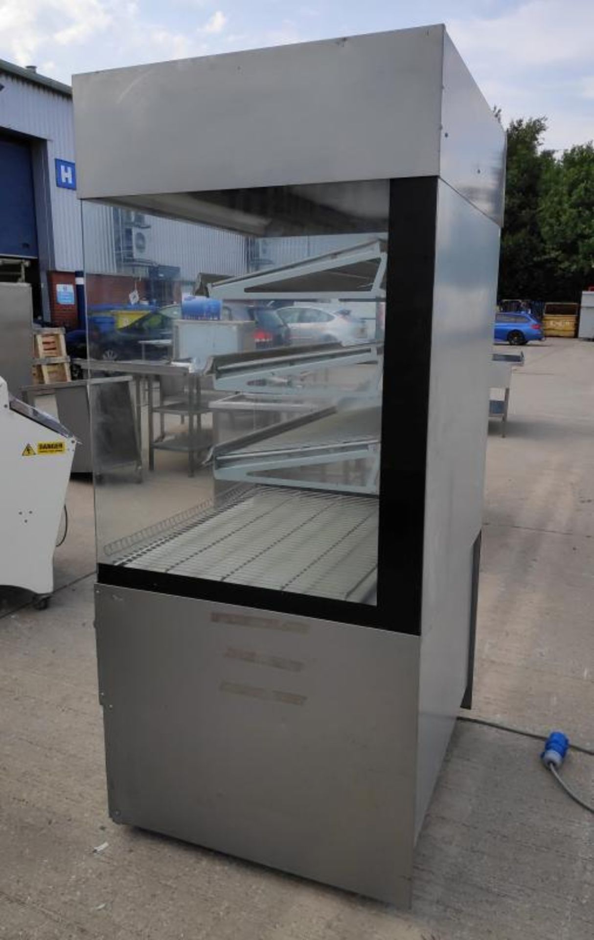 1 x Nuttall 4 Level Open Front Multideck Display Chiller - Wheeled - Dimensions: 196L x 89D x 107W c - Image 2 of 13