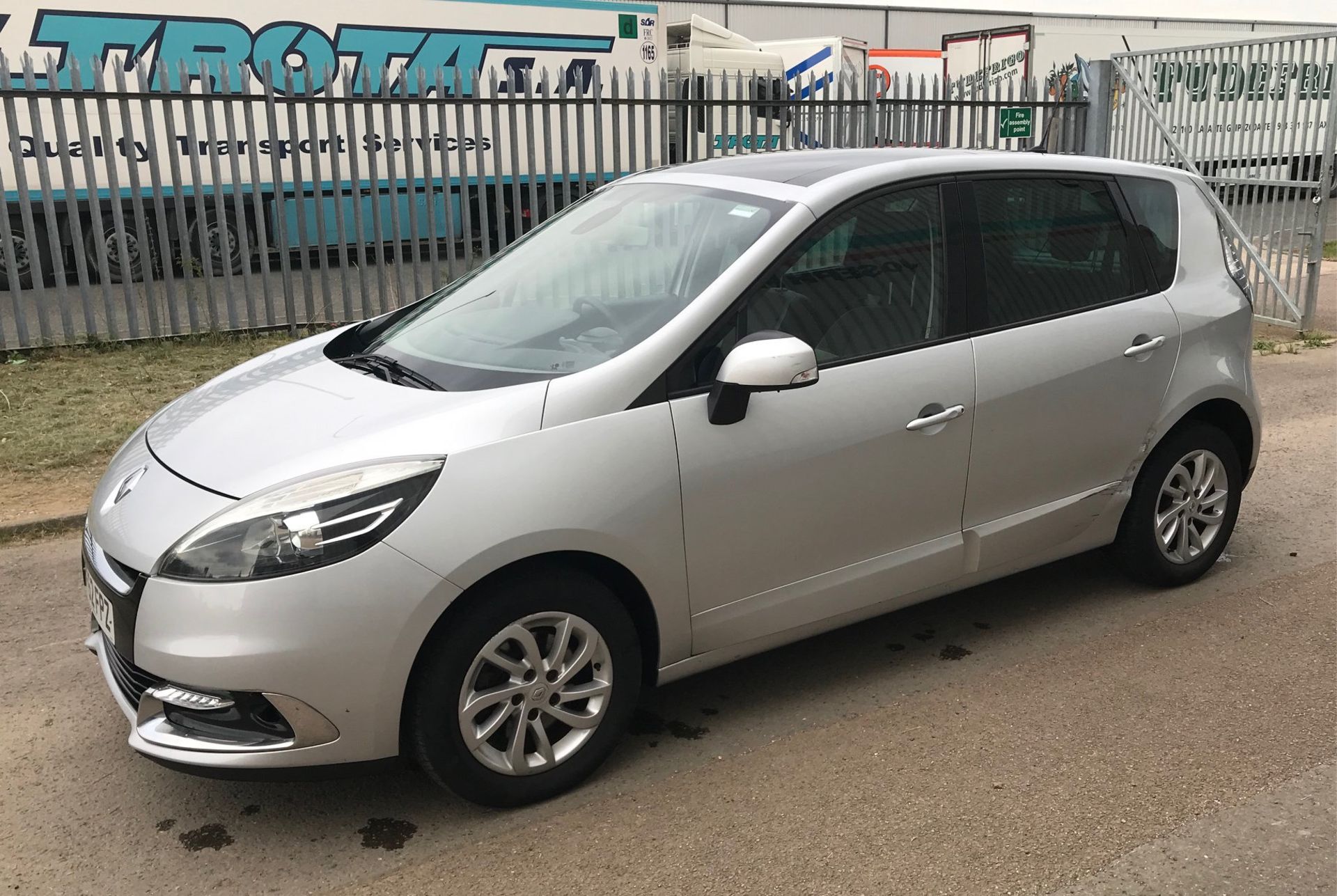 2012 Renault Scenic 1.5 Dci D-Que Tt Energy 5 Dr MPV - CL505 - NO VAT ON THE HAMMER - Location: Corb - Image 5 of 15