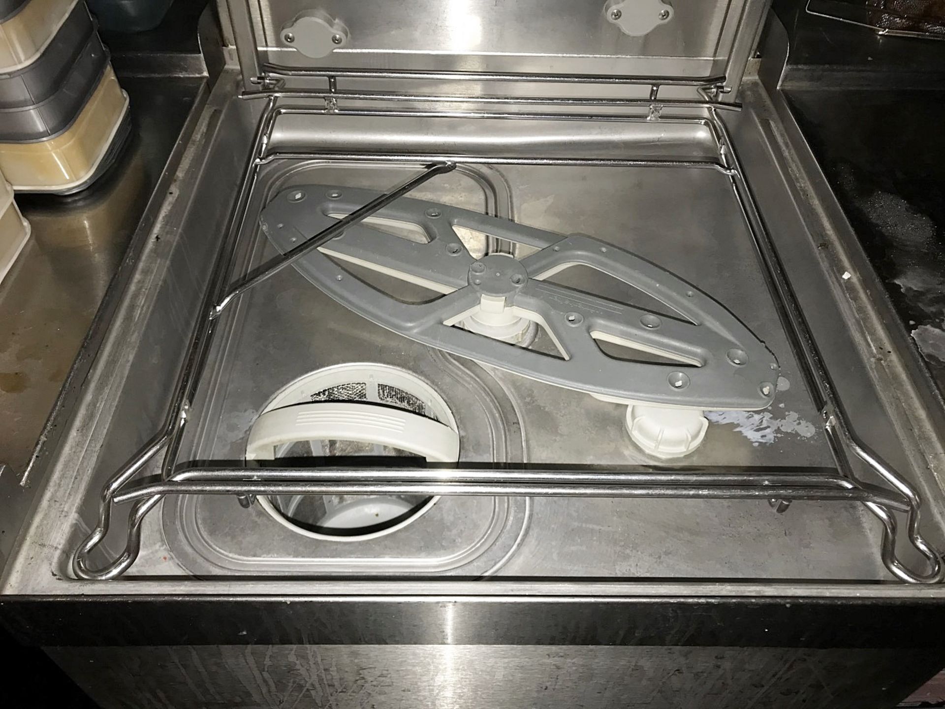 1 x Winterhalter PT-M Passthrough Dishwasher With Zenith Cleaning System, Inlet Table, Sink Unit - Image 6 of 14