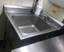 1 x Large Single Sink - Recently removed from London premises of a well-known restaurant chain -