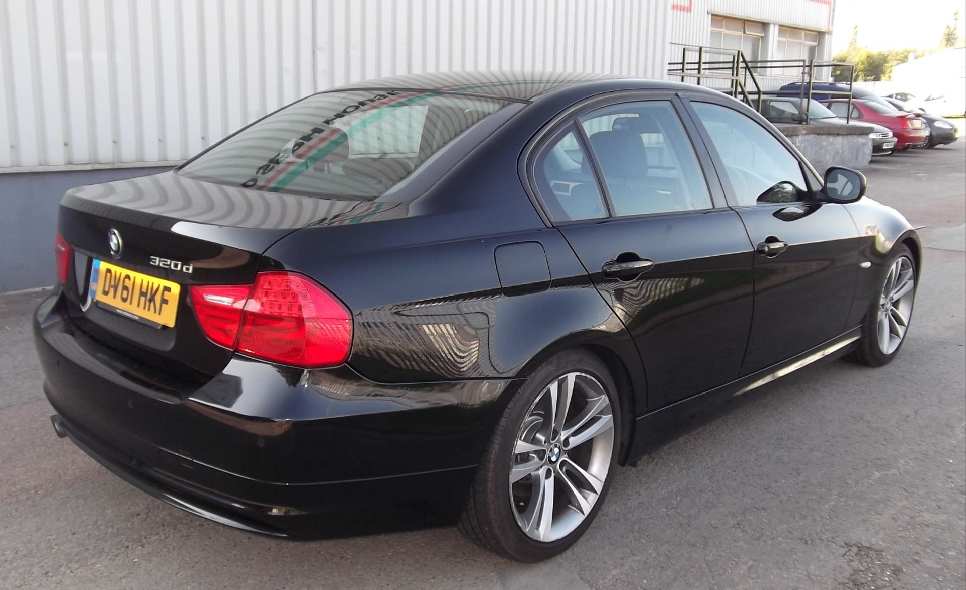 2011 BMW 320D 2.0D Efficientdynamics 4 Door Saloon - CL505 - NO VAT ON THE HAMMER - Location: Corby, - Image 6 of 14