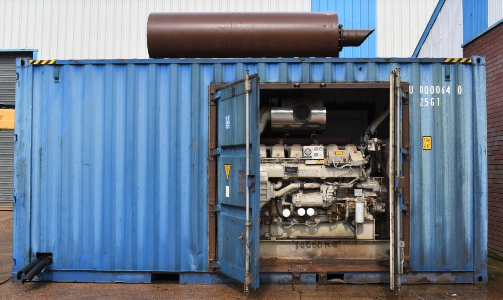 1 x Puma 1000kw Generator With Shipping Container Enclosure & Doorman Engine - NO VAT ON THE HAMMER! - Image 2 of 24