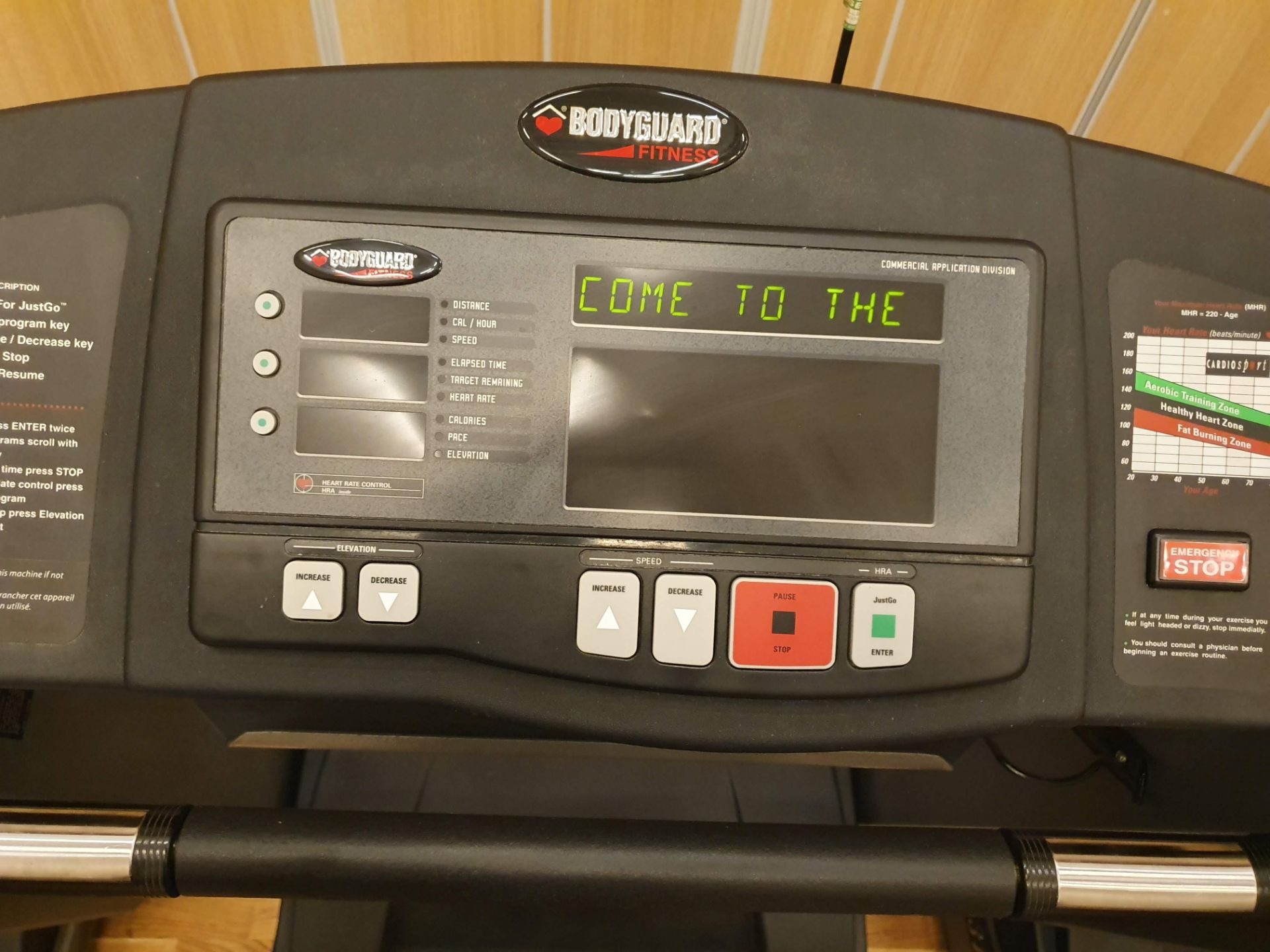 1 x Bodyguard 312C Treadmill Running Machine - CL552 - Location: West YorkshireFeatures: ( - Image 6 of 7