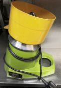 1 x SANTOS Type 11 Juicer 240v - CL554 - Ref IM - Location: London E1 This item is located in London