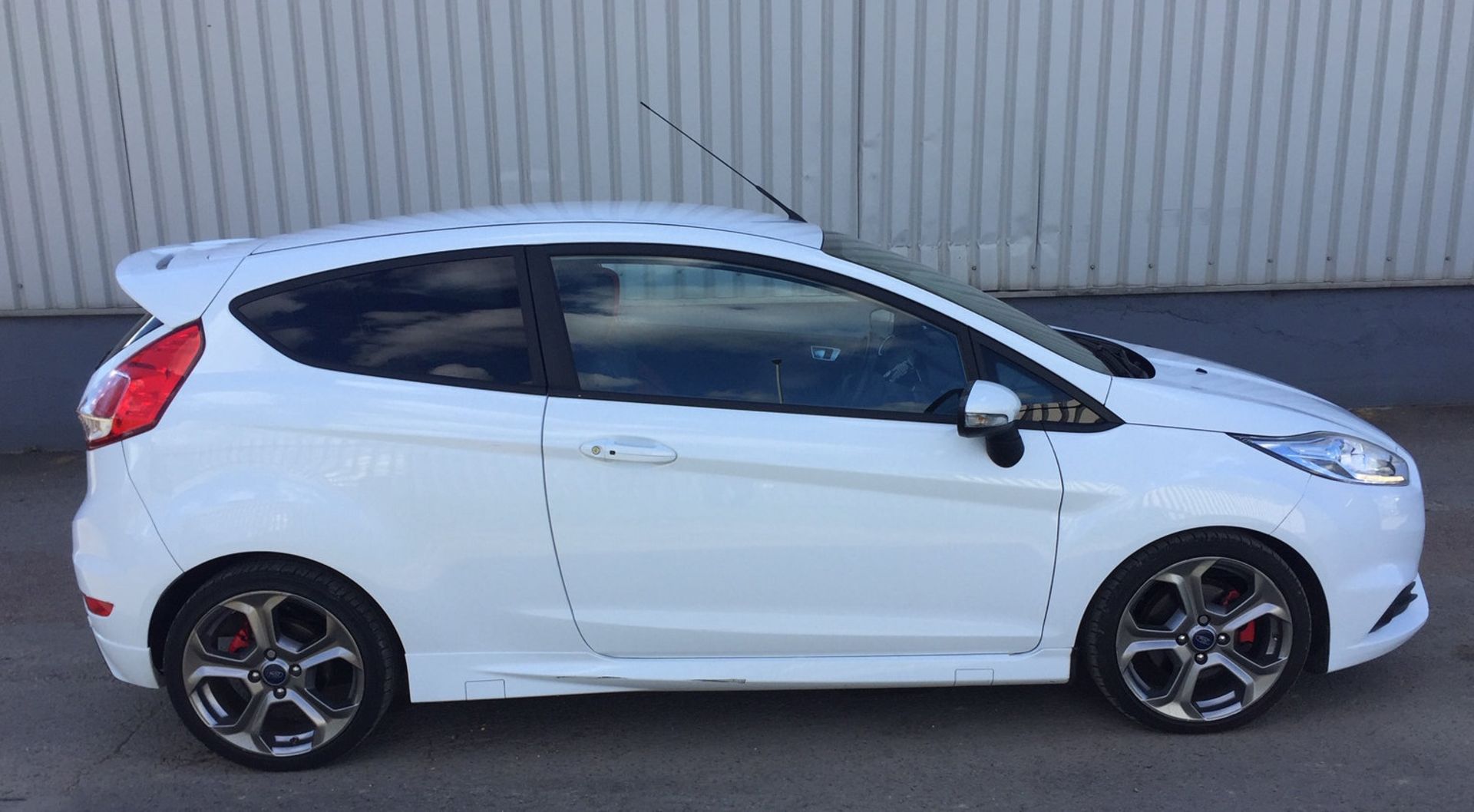 ***Full Service History*** 2014 Ford Fiesta St-3 Turbo 3 Door Hatchback - CL505 - NO VAT ON THE HAM - Image 16 of 18