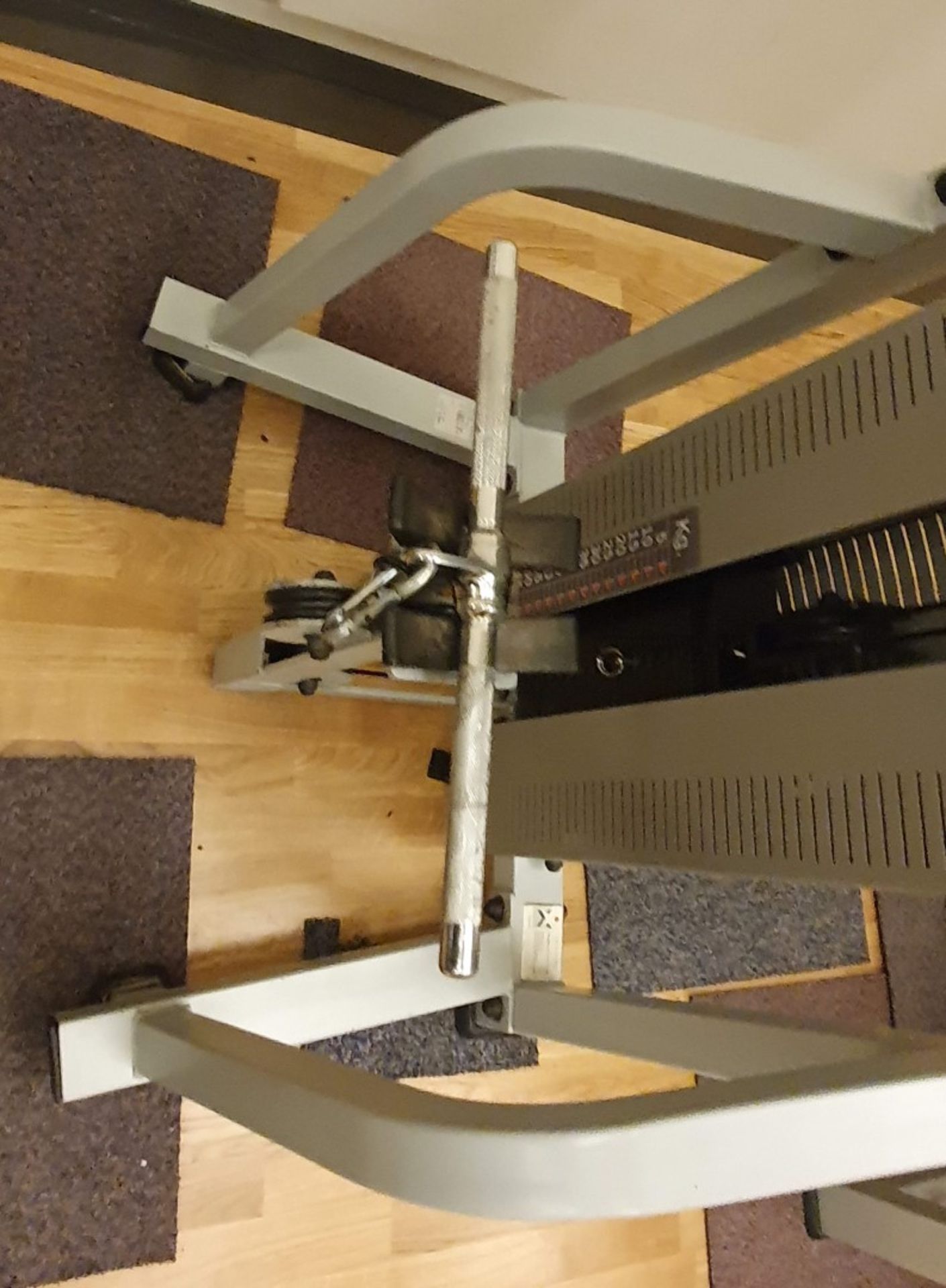 1 x Polaris DE-107 High-Low Pulley Commercial Gym Machine - CL552 - Location: West Yorkshire This - Image 5 of 7