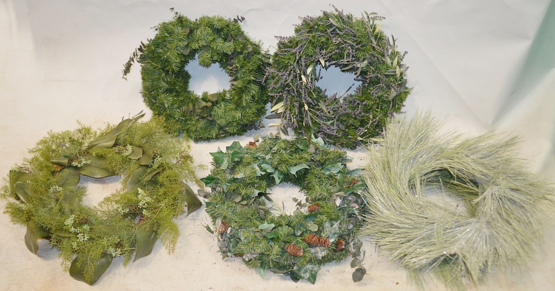 5 x Commercial Decorative Christmas Wreaths - Variety As Shown - Mostly 50cm In Diameter - Ex-