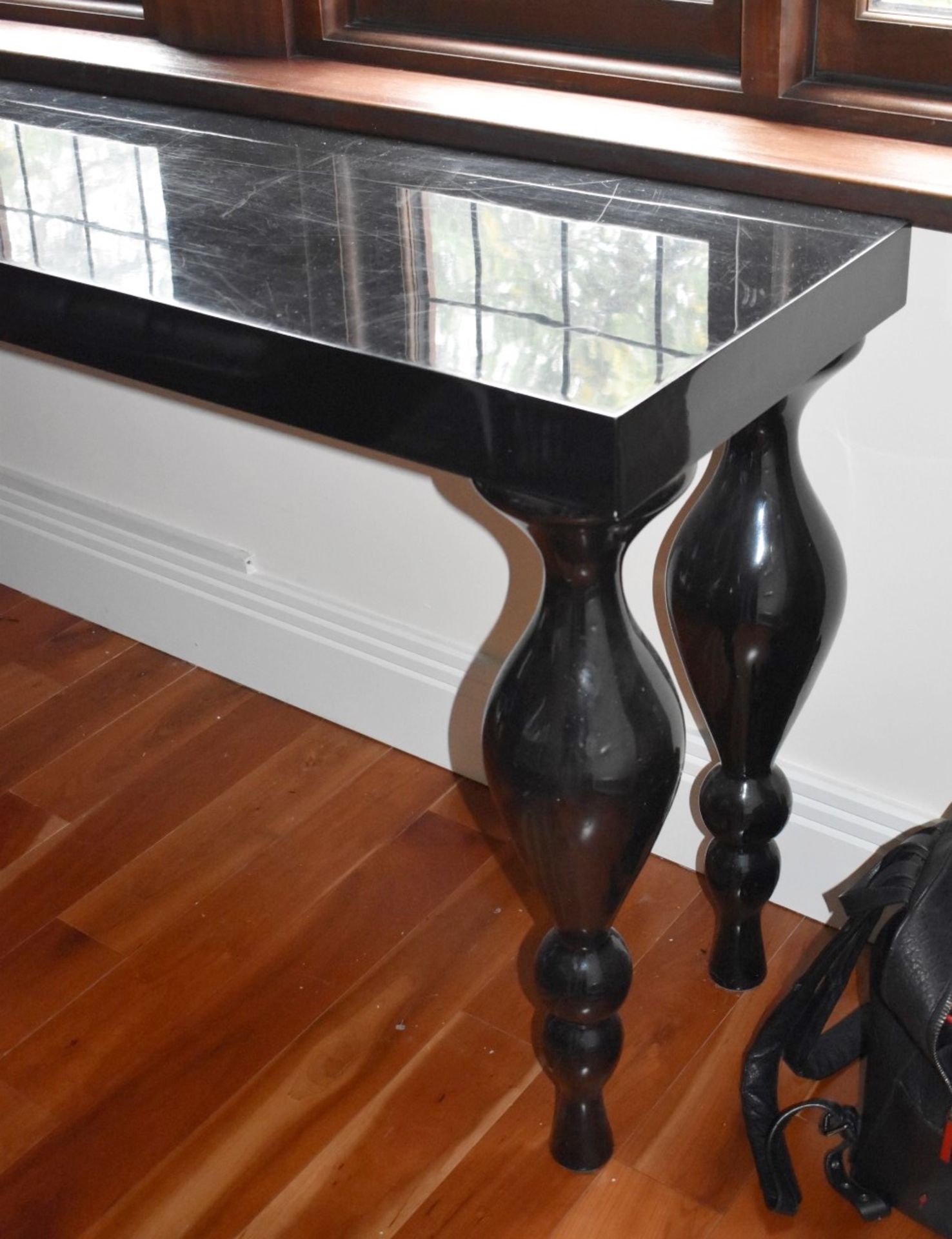 1 x Console Table With a Lacquered Black Finish and Turned Legs - Size H89 x W200 x D50 cms - - Image 2 of 6