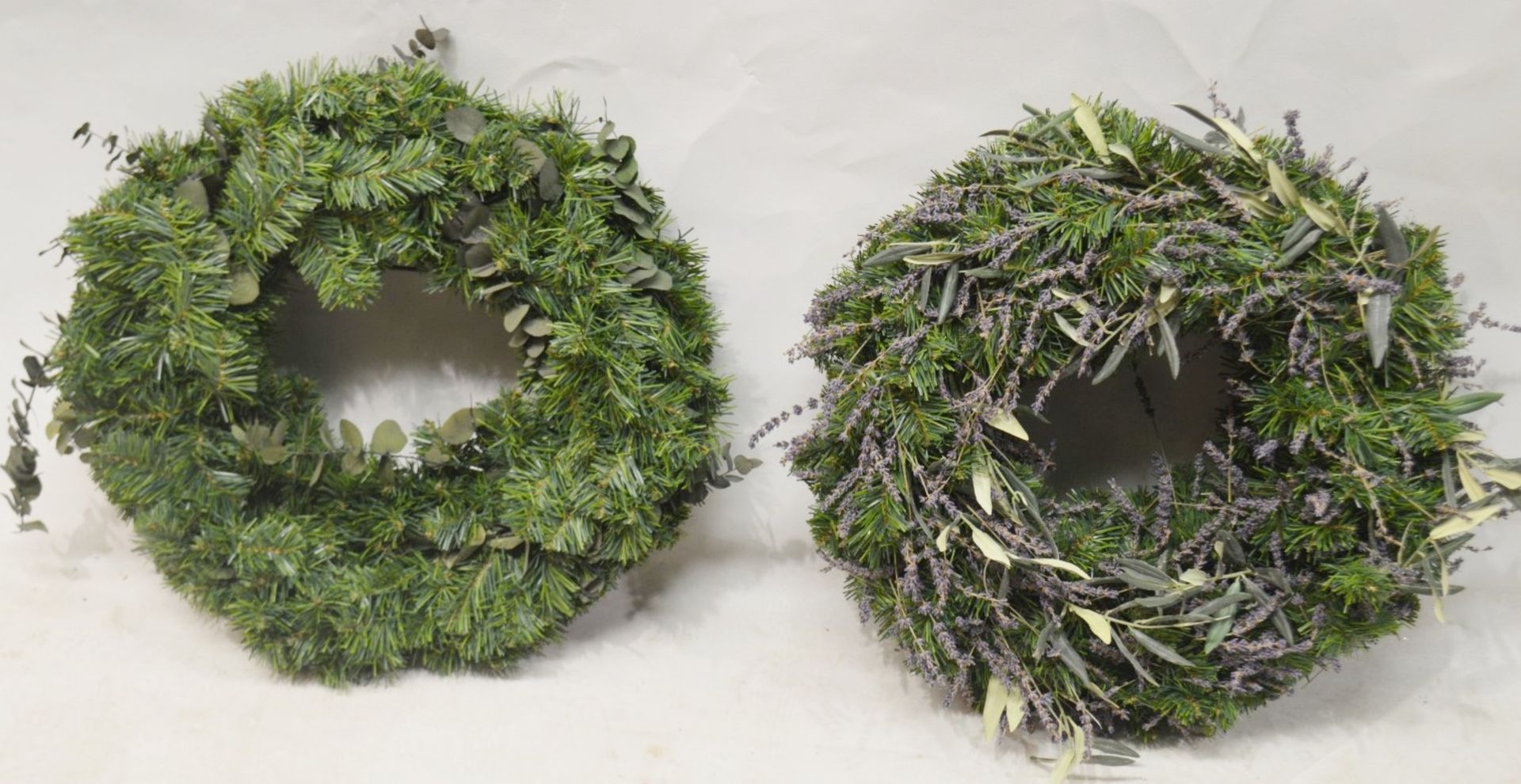 5 x Commercial Decorative Christmas Wreaths - Variety As Shown - Mostly 50cm In Diameter - Ex- - Image 2 of 5