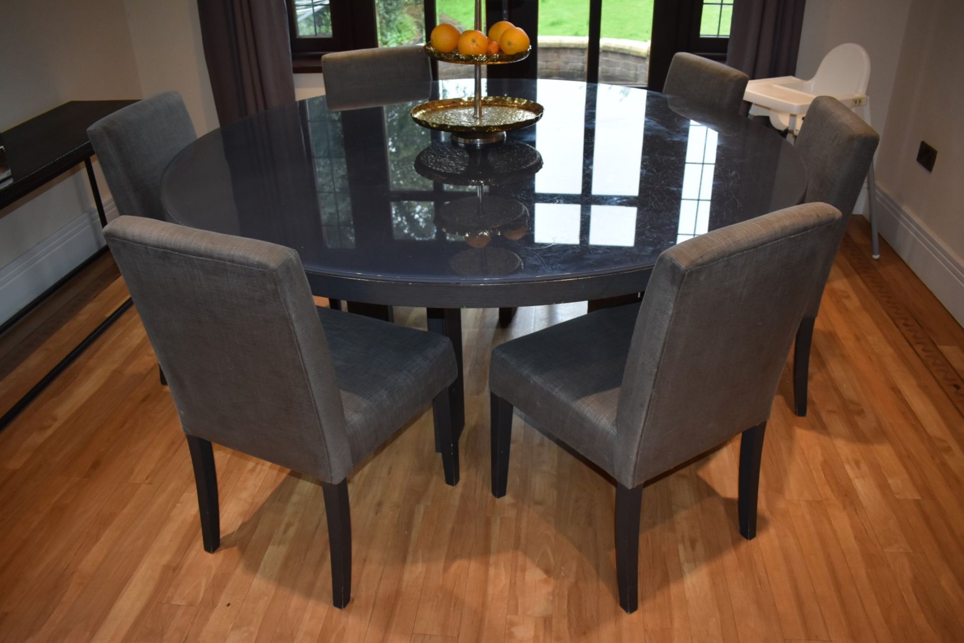 1 x Contemporary Dining Table With Six Chairs - Wenge Wood Round Table With Glass Protector and - Bild 9 aus 14