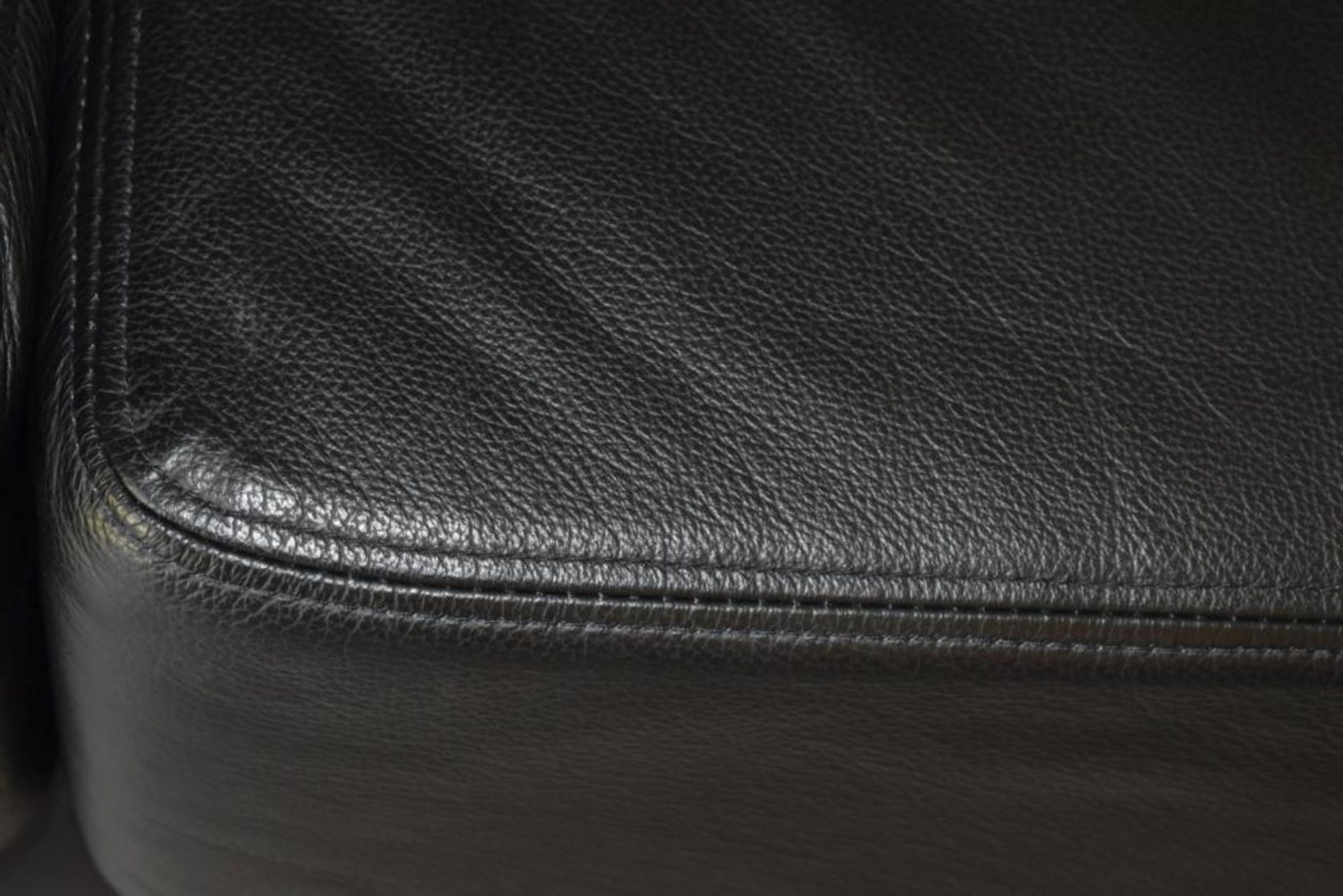1 x Saxon Bespoke Corner Sofa Upholstered in Genuine Black Leather - Three-Piece Contemporary Design - Image 4 of 14