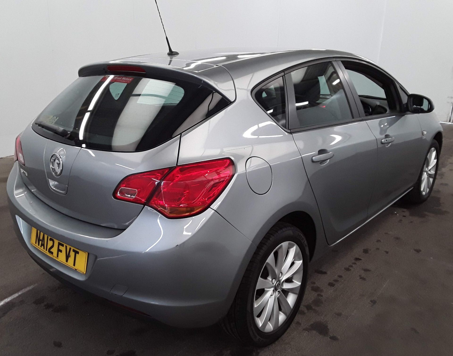 2012 Vauxhall Astra 1.4 Active 5 Door Hatchback - CL505 - NO VAT ON THE HAMMER - Location: Corby, - Image 5 of 11