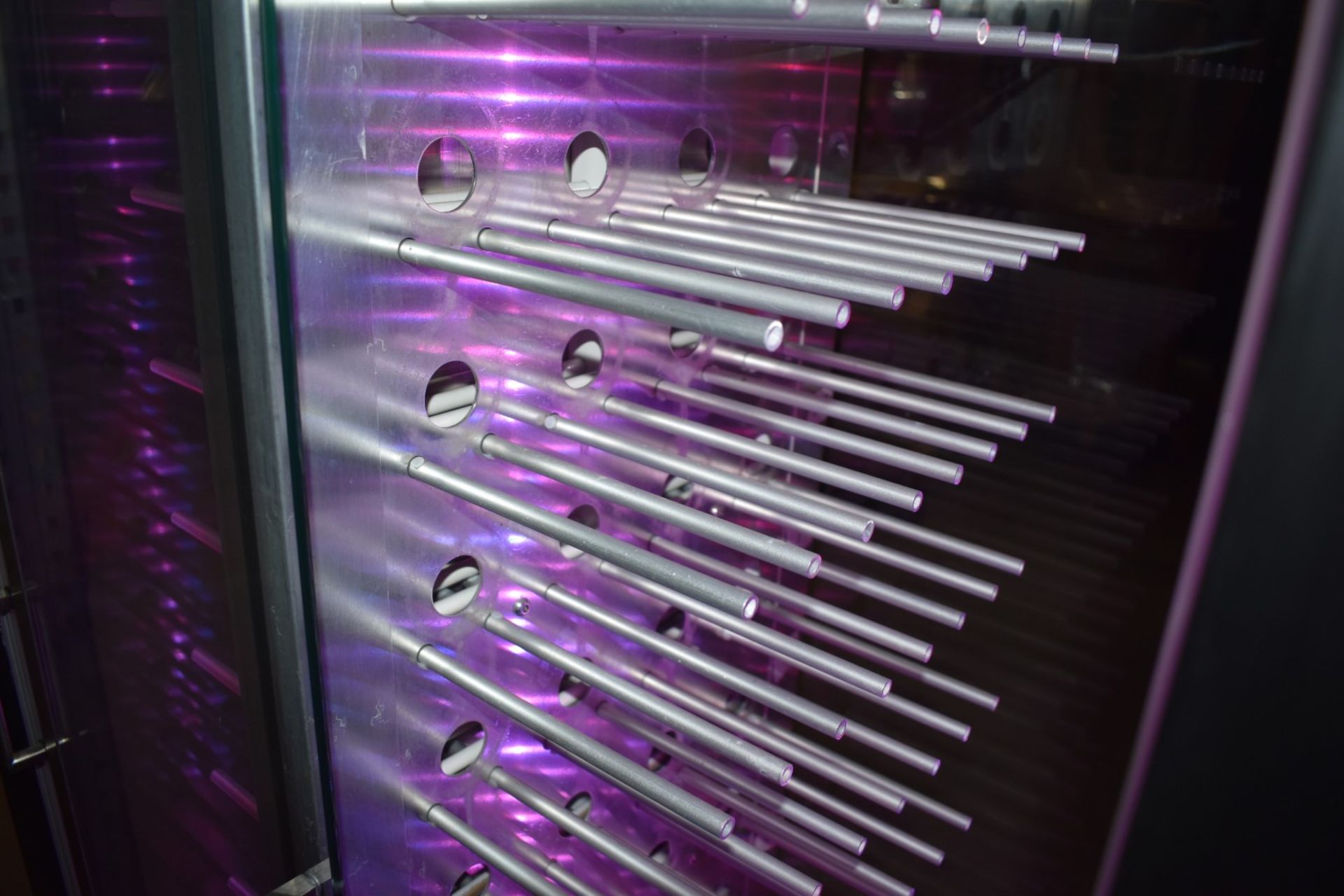 1 x Cornice Vino Horizontal Wine Bottle Storage Chiller - Features RGB LED Lighting - Capacity For - Image 8 of 11