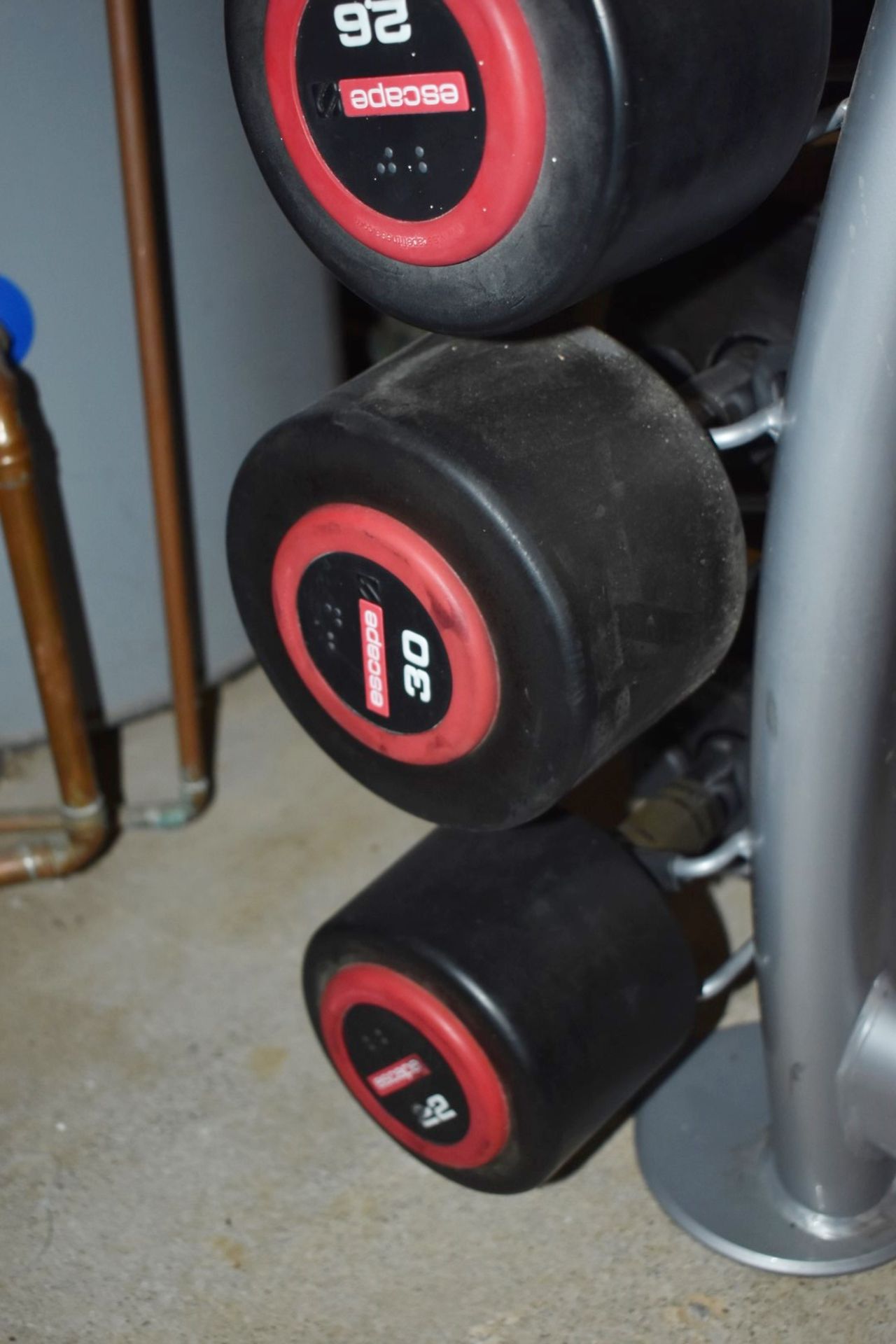 18 x Escape Polyurethane Dumbell Weights - Includes 8kg to 30kg Dumbells and Rubber Dumrbell - Image 6 of 7