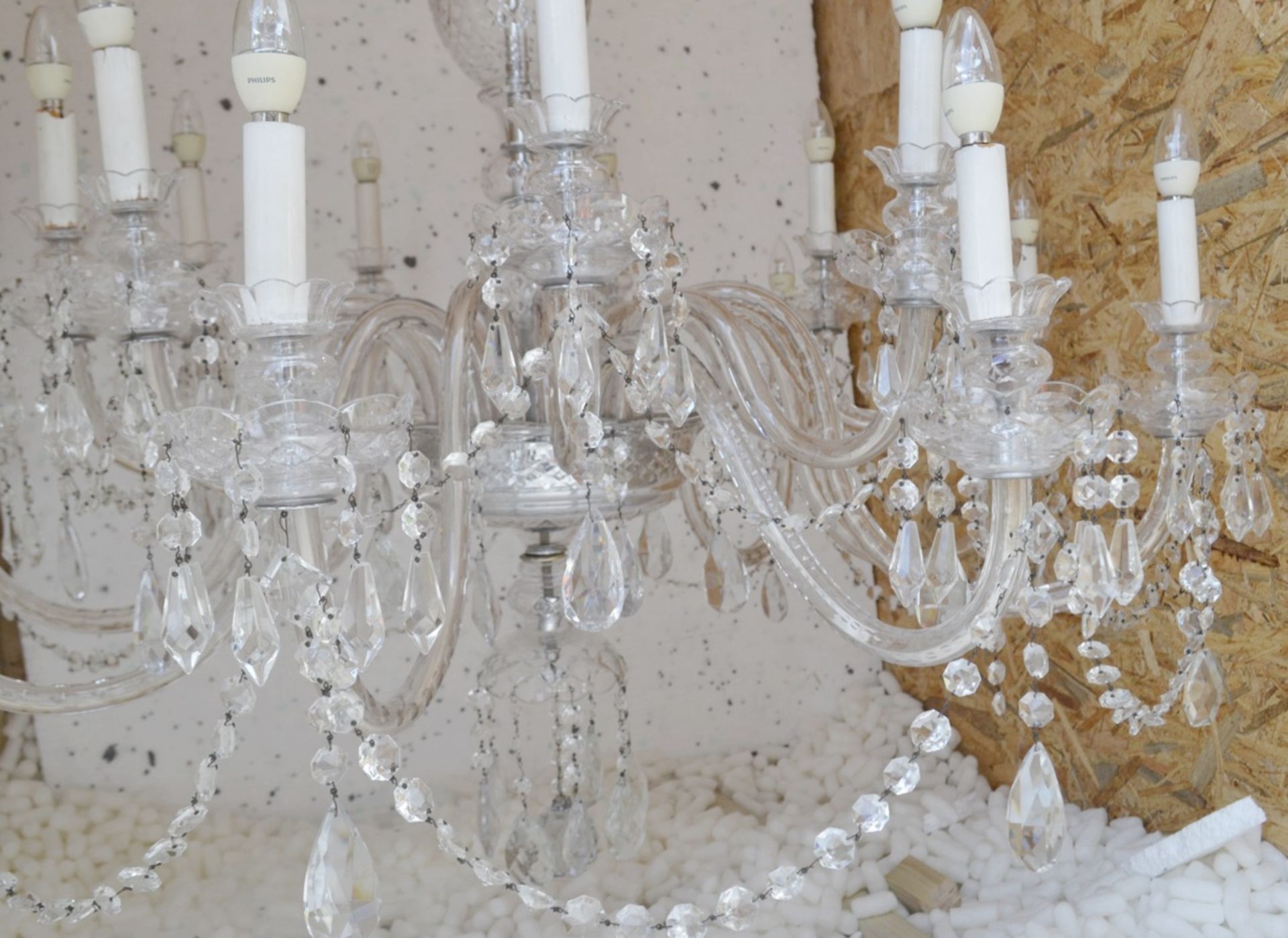 1 x Huge Commercial Ornate Georgian-Style Glass Chandelier - Dimensions: Height 150 x Diameter 125cm - Image 4 of 8