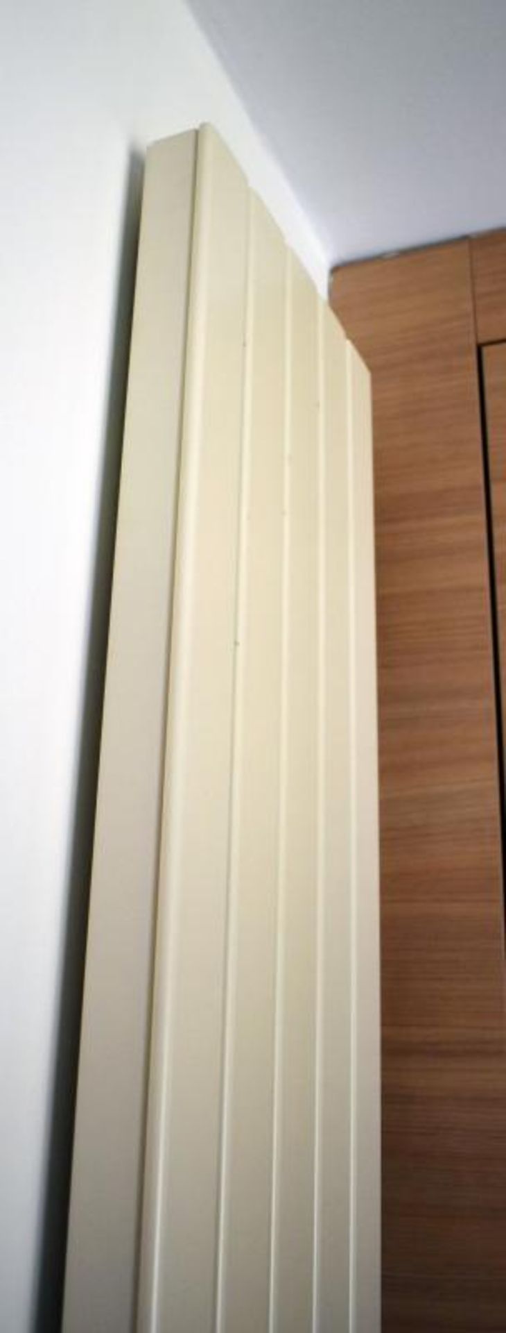 1 x Jaga Vertical Wall Panel Radiator With Vale - Cream Finish Suitable For All Interiors - H200 x W - Image 4 of 5