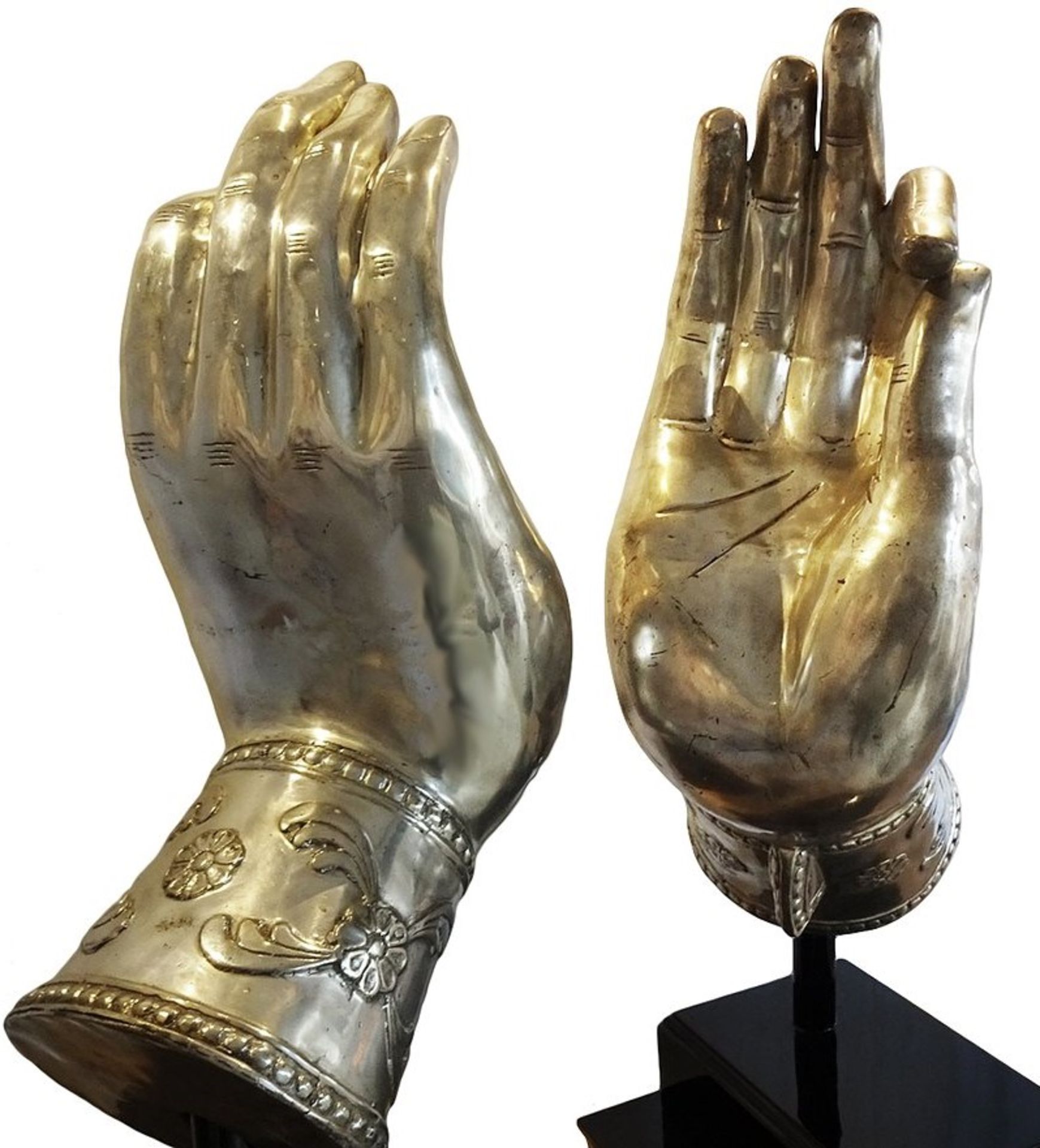 1 x Large Decorative Polished Metal Vitarka Mudra Buddha Hand - Beautifully Hand Crafted and - Image 8 of 10