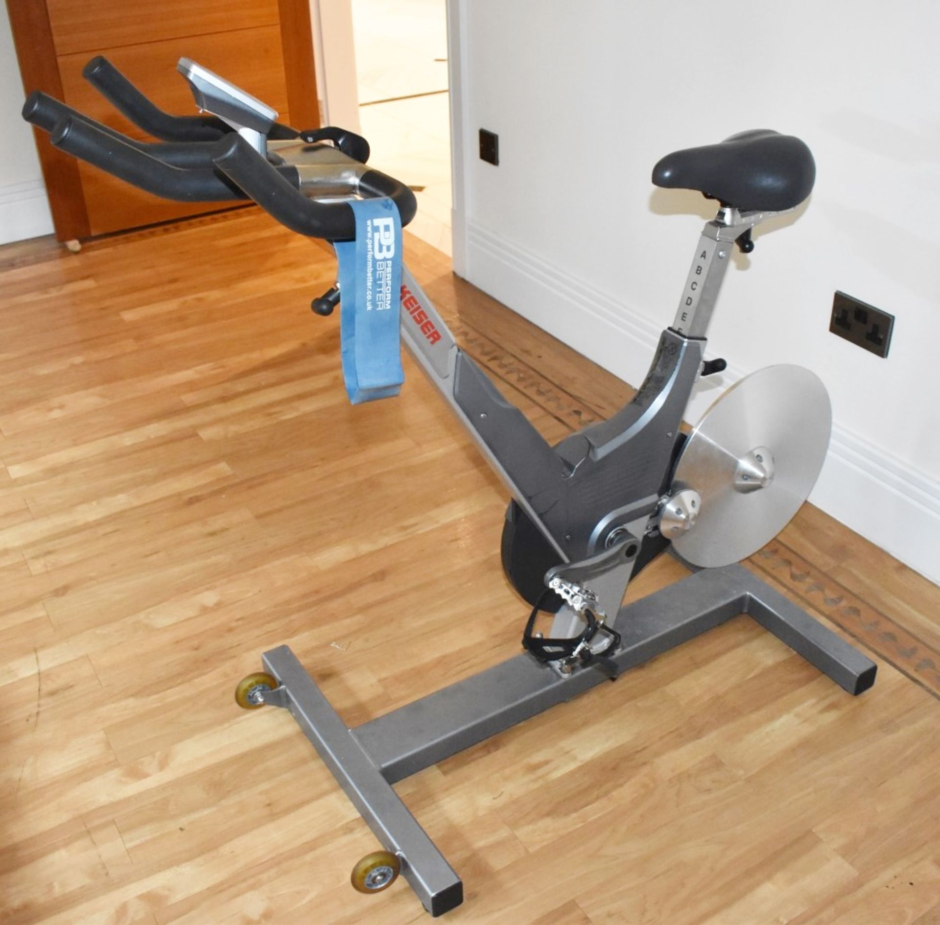 1 x Keiser M3 Excercise Spin Bike - CL546 - Location: Hale, Cheshire - NO VAT ON THE HAMMER! This