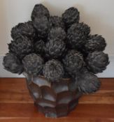1 x Acorn Vase - Approx 50cm High - CL546 - Location: Hale, Cheshire - NO VAT ON THE HAMMER! This