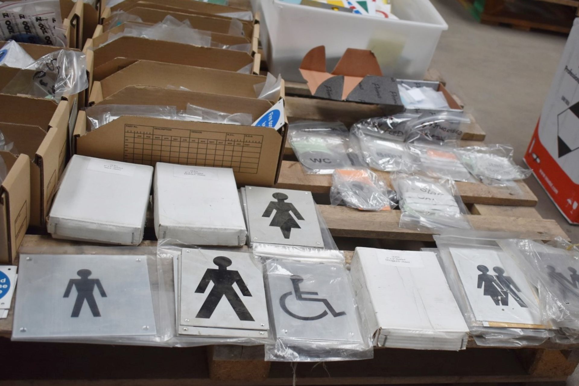1 x Assorted Notice Sign Pallet Lot - Features Metal, Plastic and Stick On Signs For Toilets, - Image 2 of 34