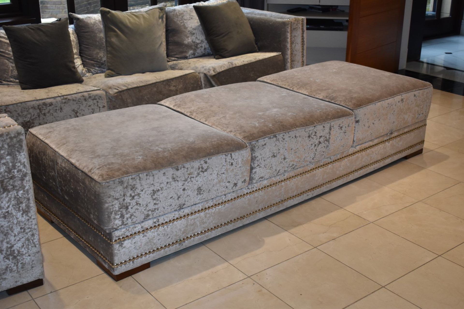 1 x Bespoke Handcrafted Corner Sofa With Ottoman Storage Footstool - Image 12 of 15