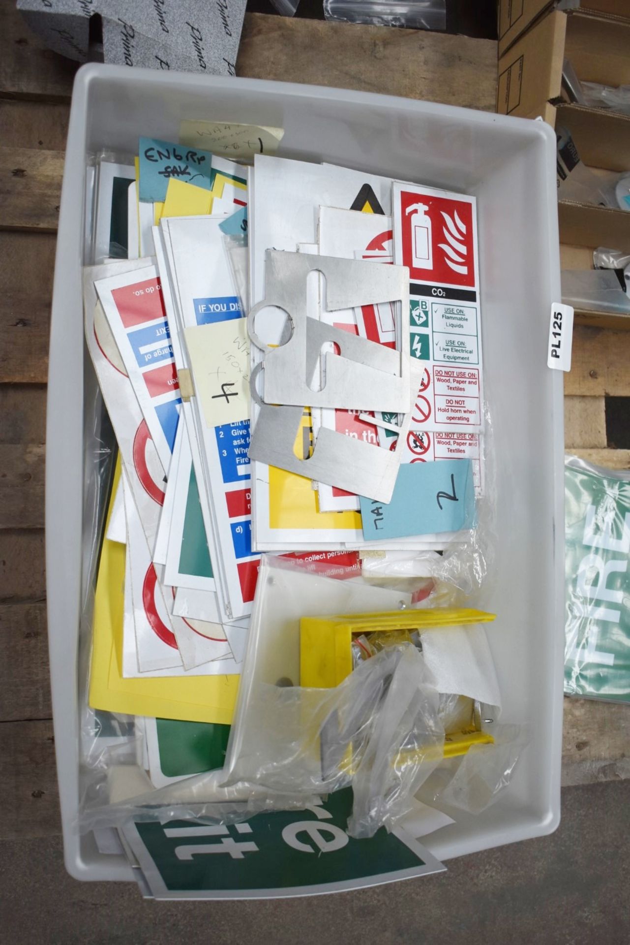 1 x Assorted Notice Sign Pallet Lot - Features Metal, Plastic and Stick On Signs For Toilets, - Image 31 of 34