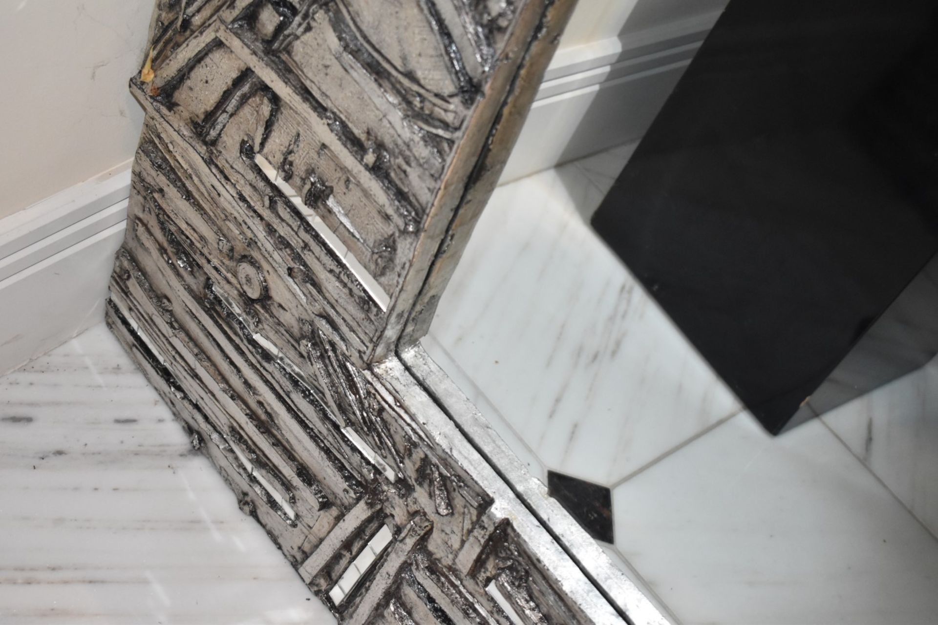 1 x Abstract Artisian Wall Mirror With Mosiac Mirrored Inserts - Fantastic Focal Piece For Your Home - Image 6 of 19